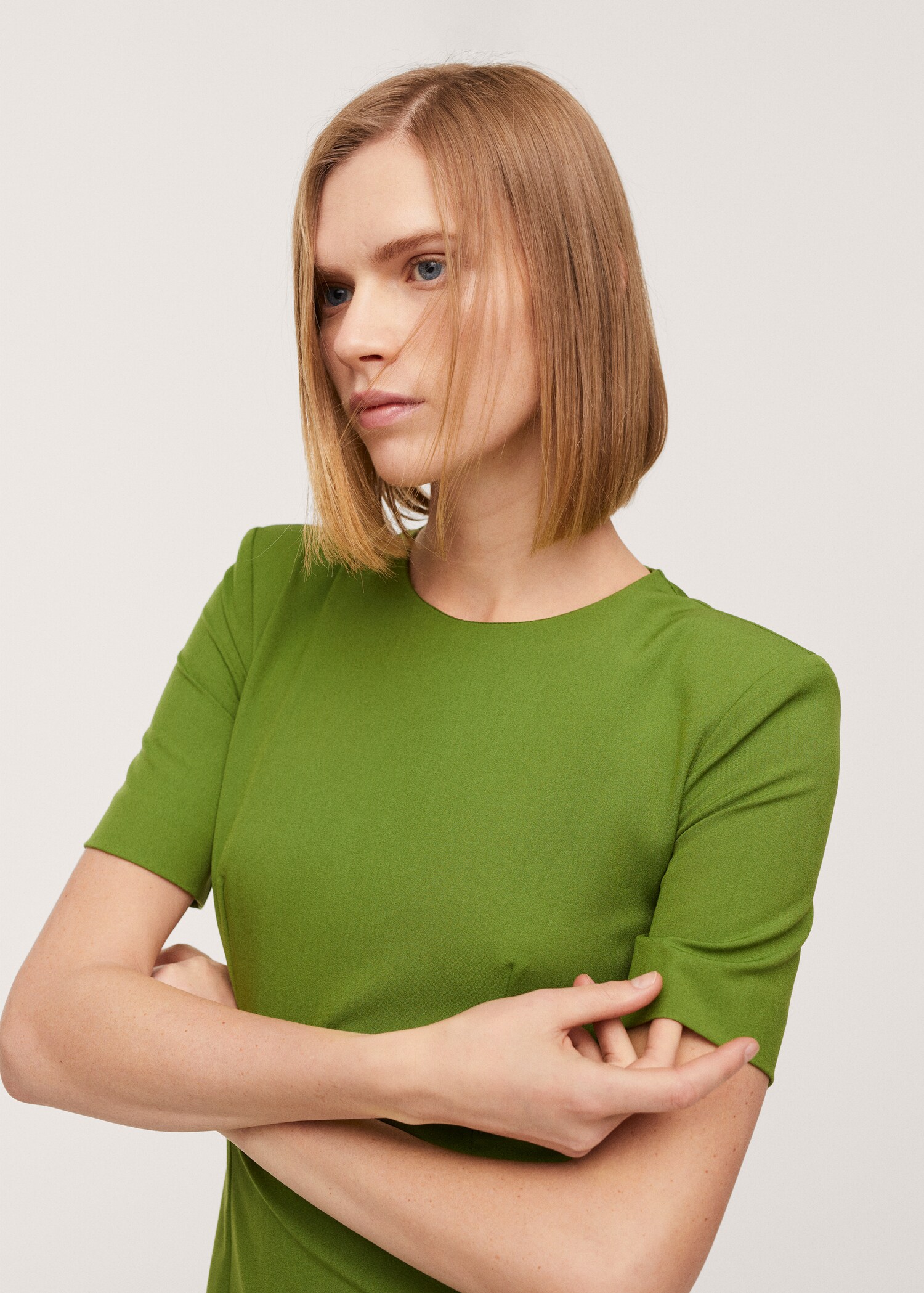 Tailored short dress - Details of the article 3