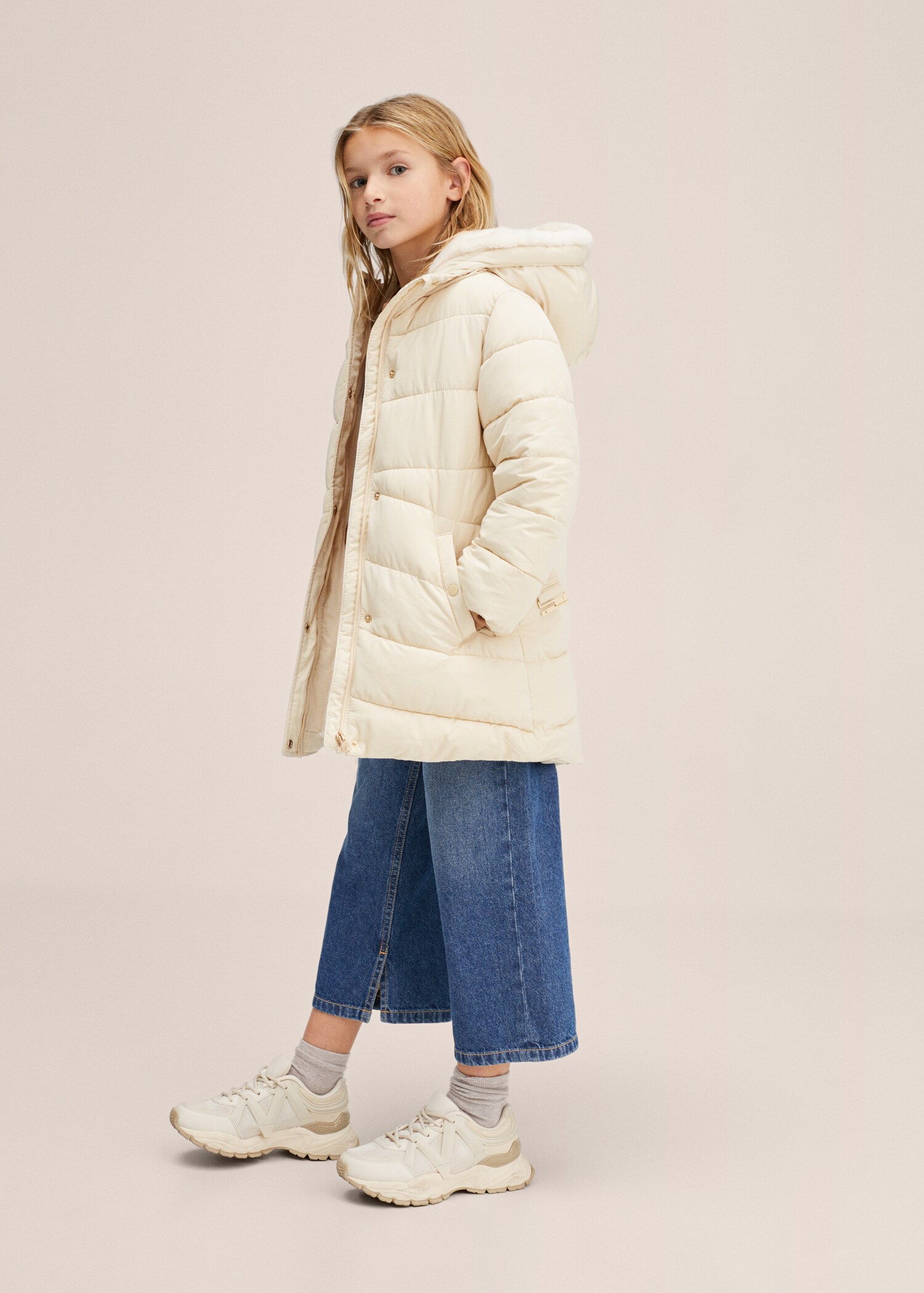 Anorak acolchado capucha - Plano medio