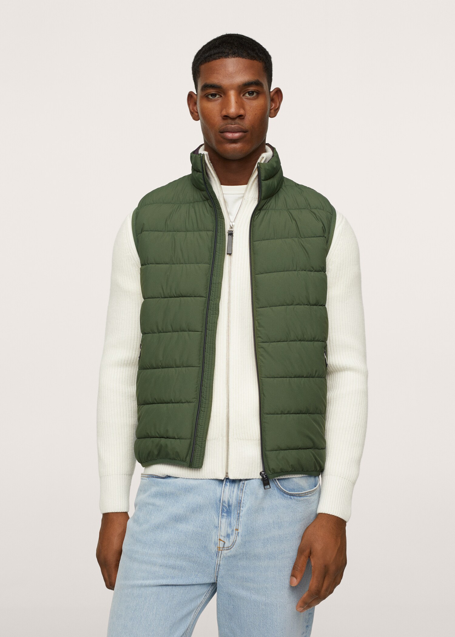 Water-repellent quilted gilet - Medium plane