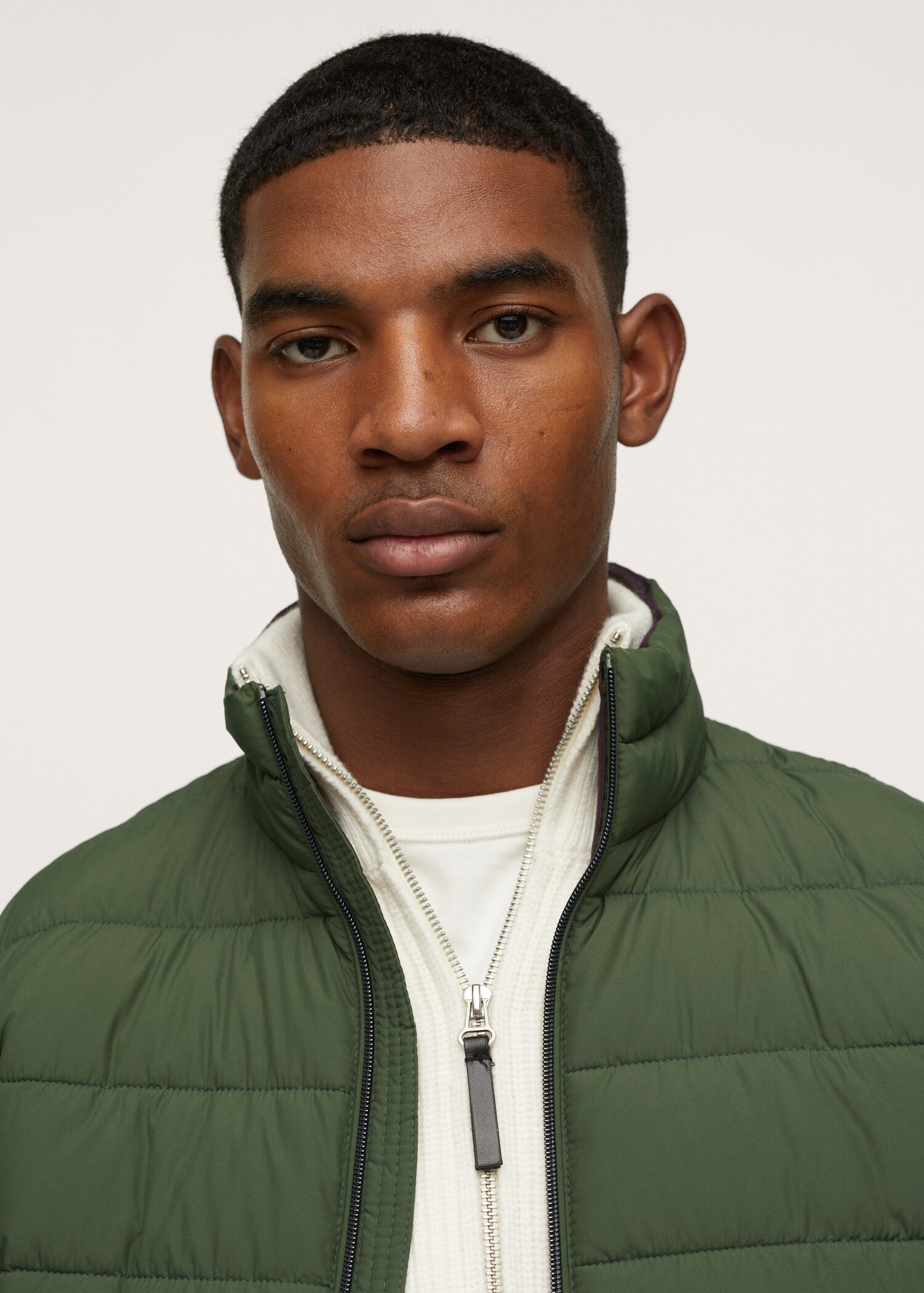 Water-repellent quilted gilet - Details of the article 2
