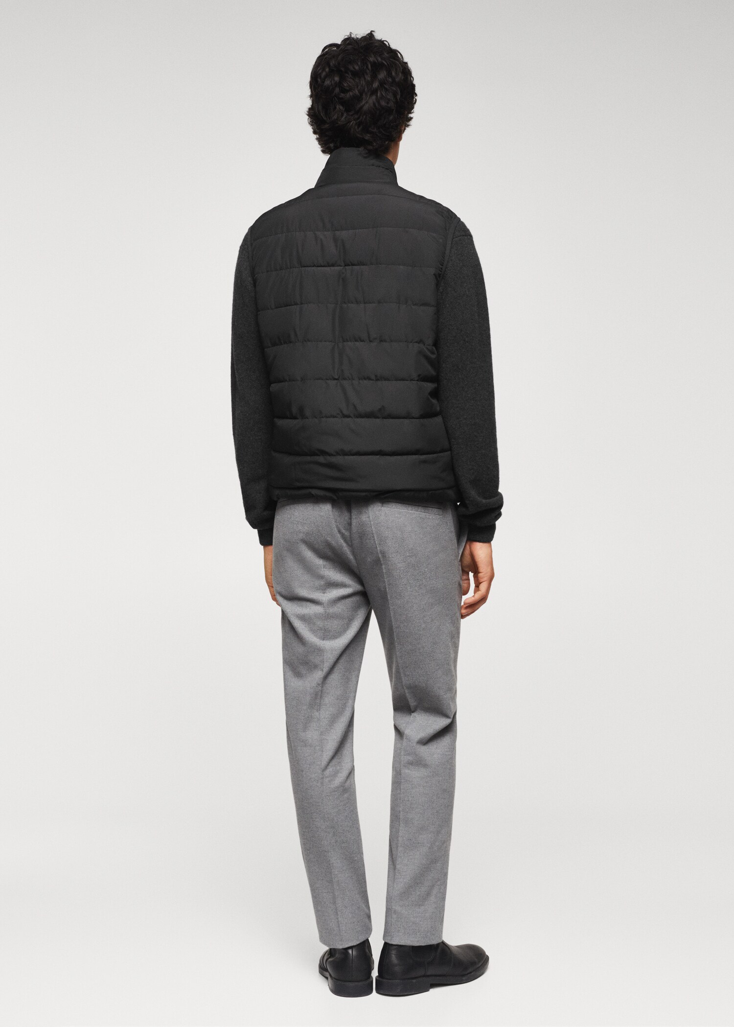 Water-repellent quilted gilet - Reverse of the article
