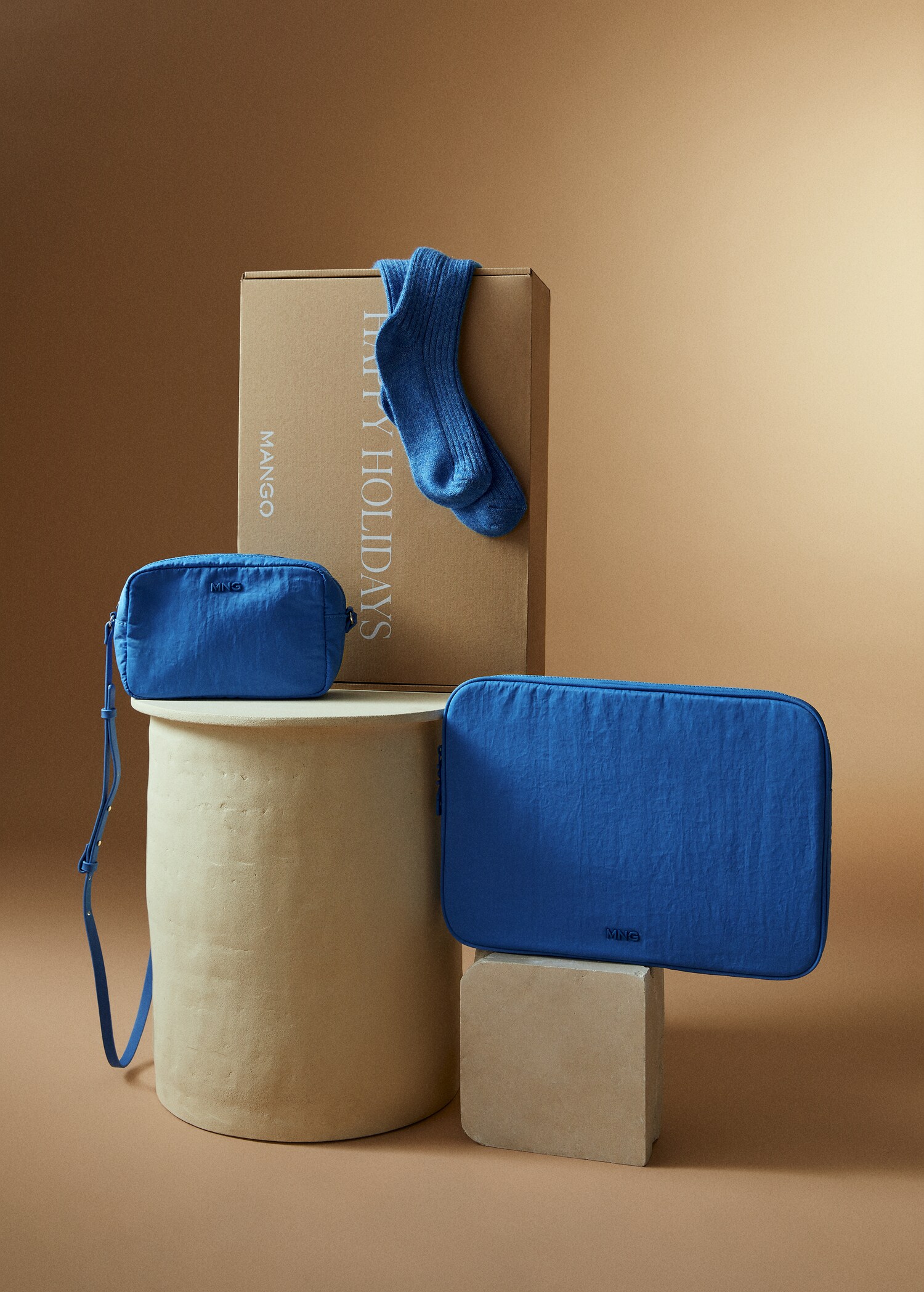 Logo crossbody bag - Details of the article 6