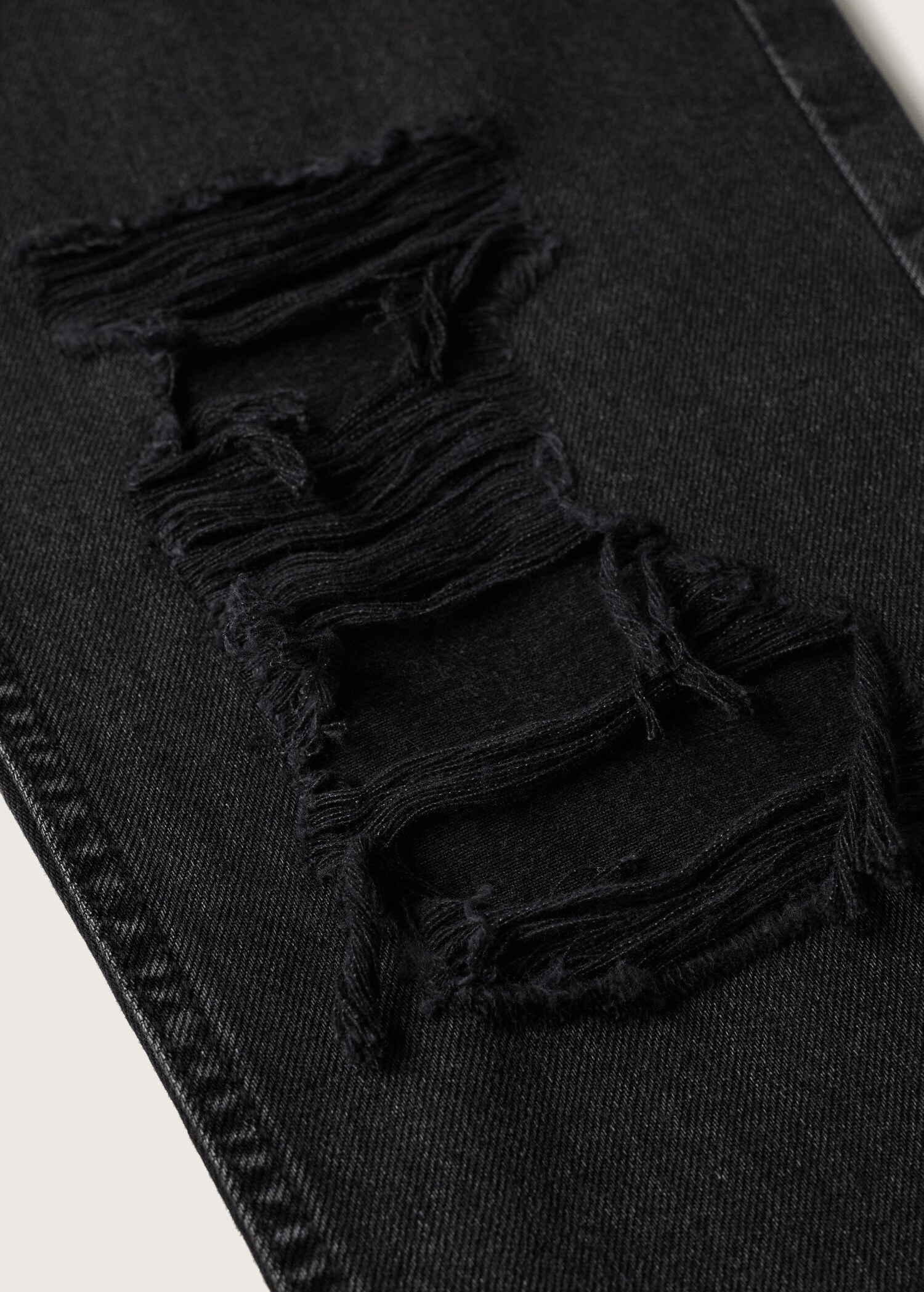 Jeans strappi decorativi - Dettaglio dell'articolo 8