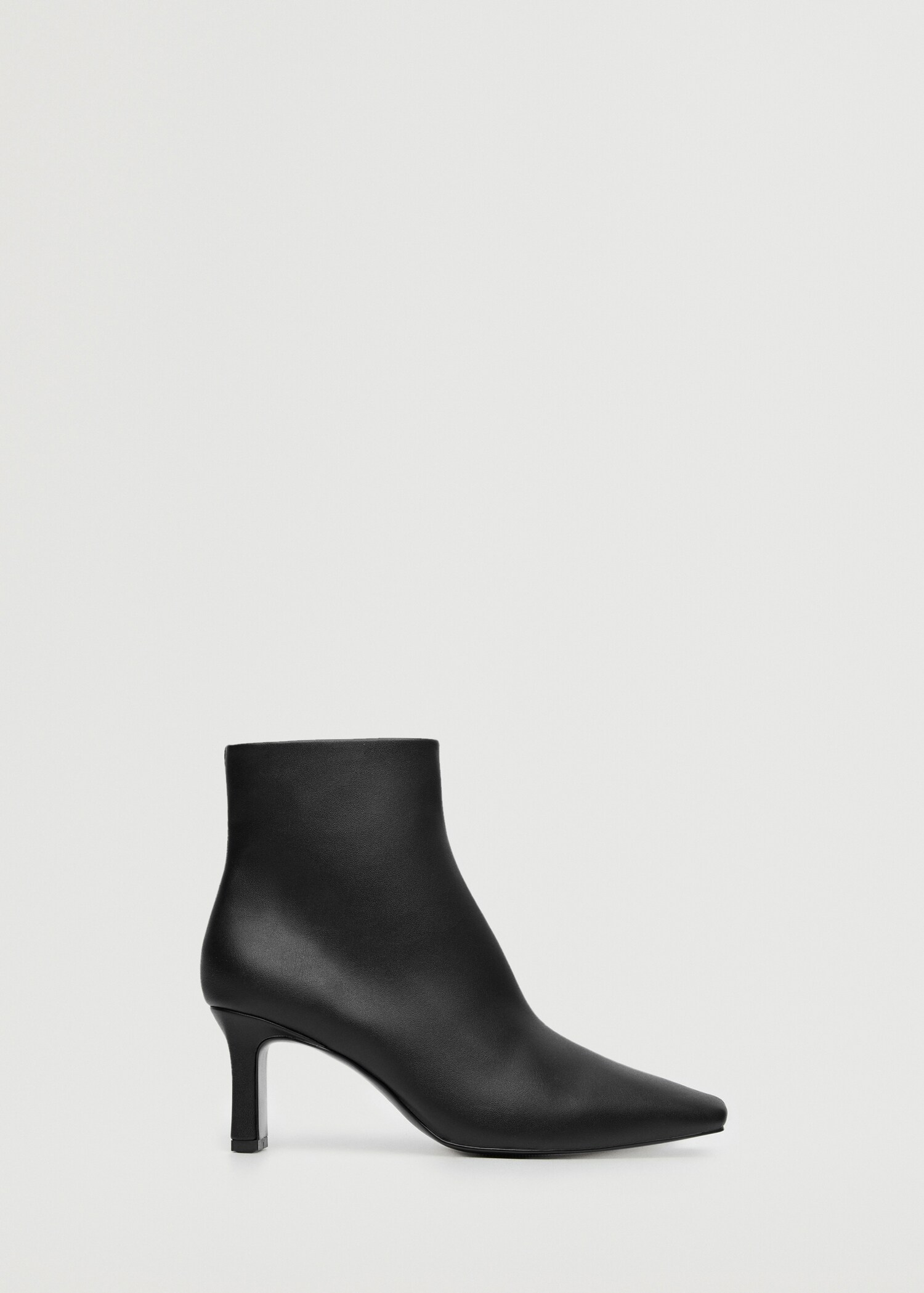 Pointed heel ankle boot - Article without model