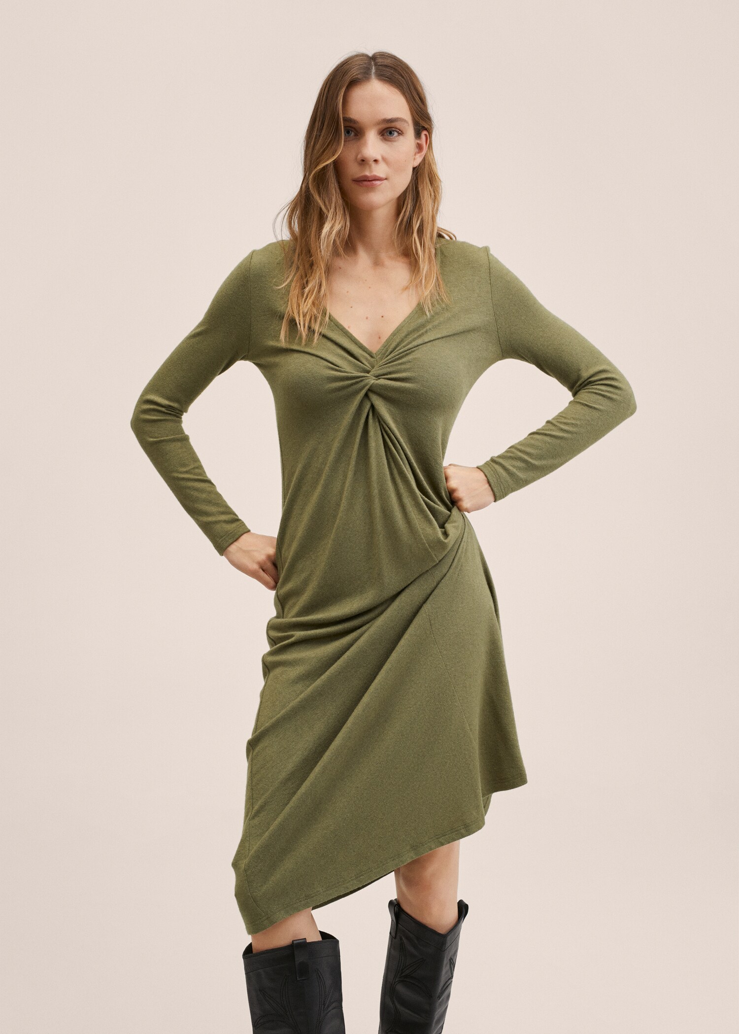 Vestido punto nudo - Plano medio