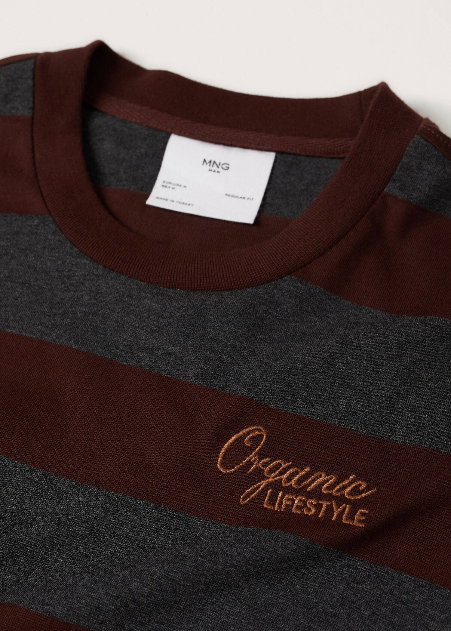 Striped long sleeves t-shirt - Details of the article 8