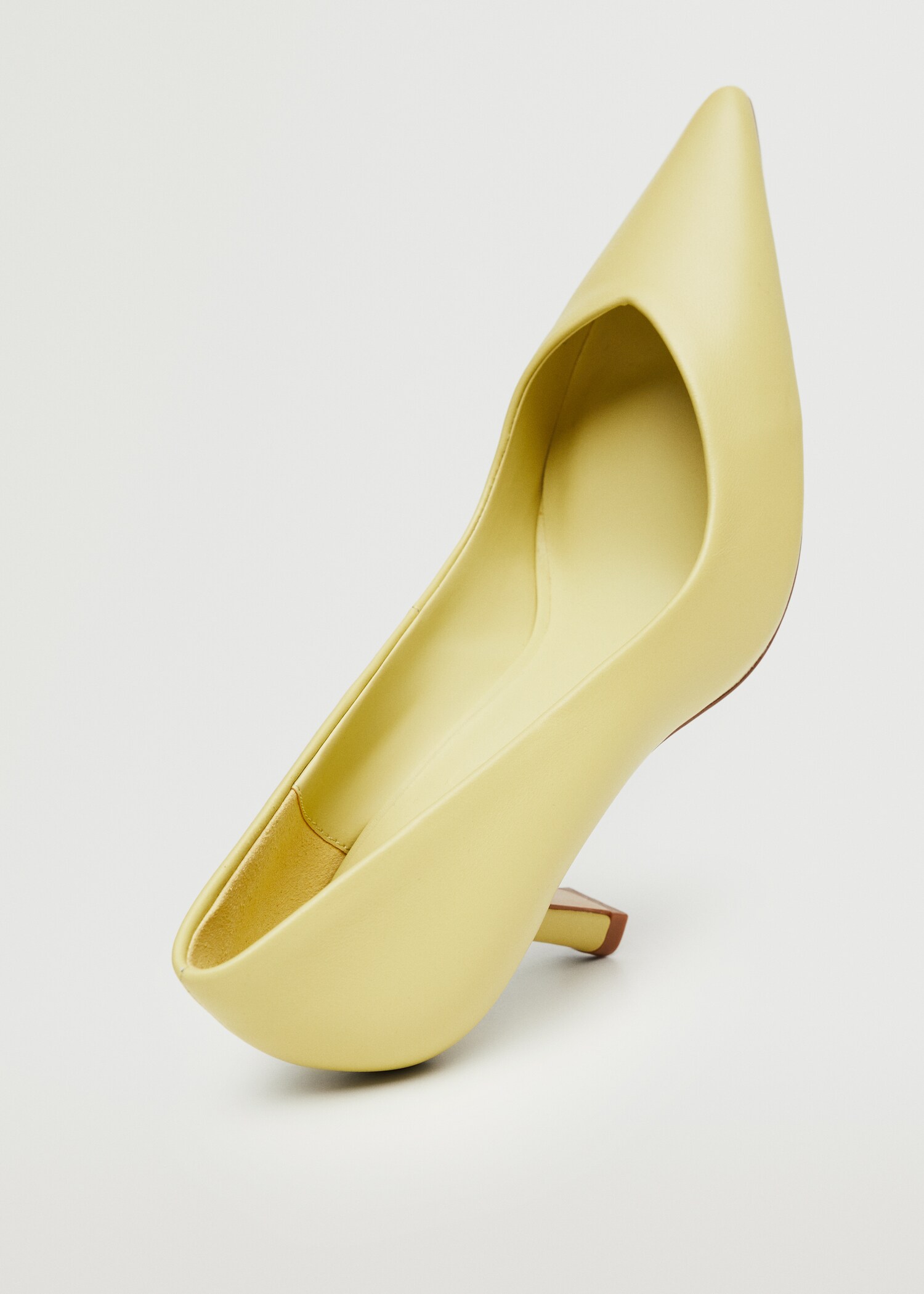 Heel leather shoes - Details of the article 3