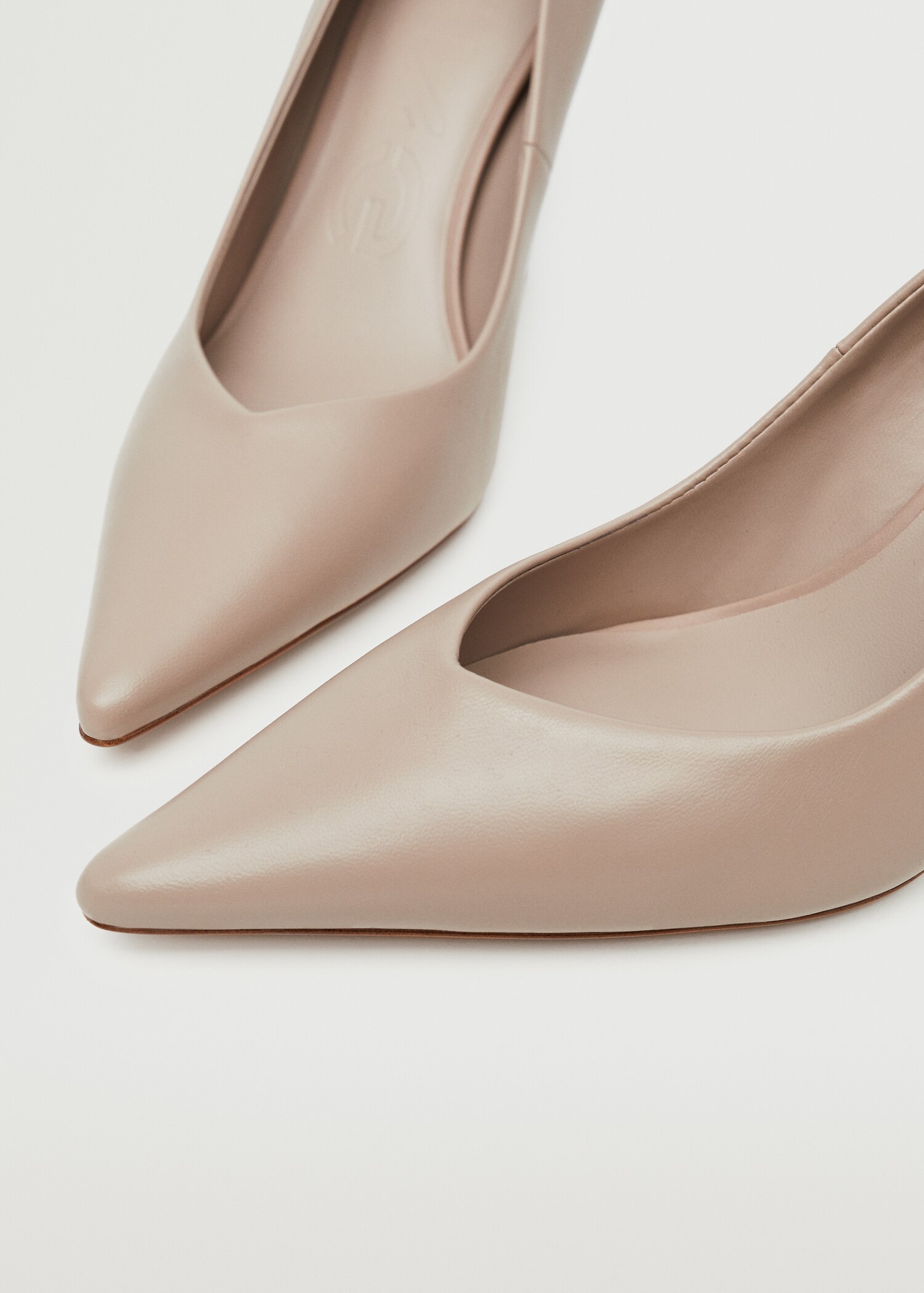 Heel leather shoes - Details of the article 3