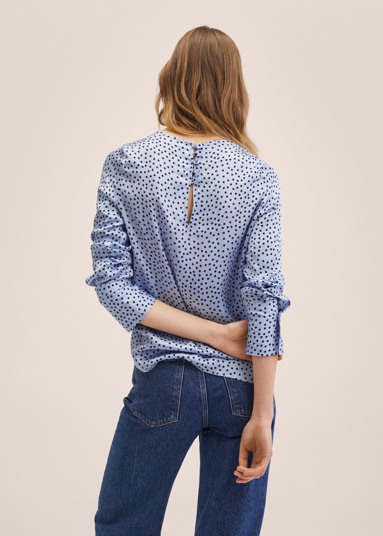 Polka-dot blouse - Reverse of the article