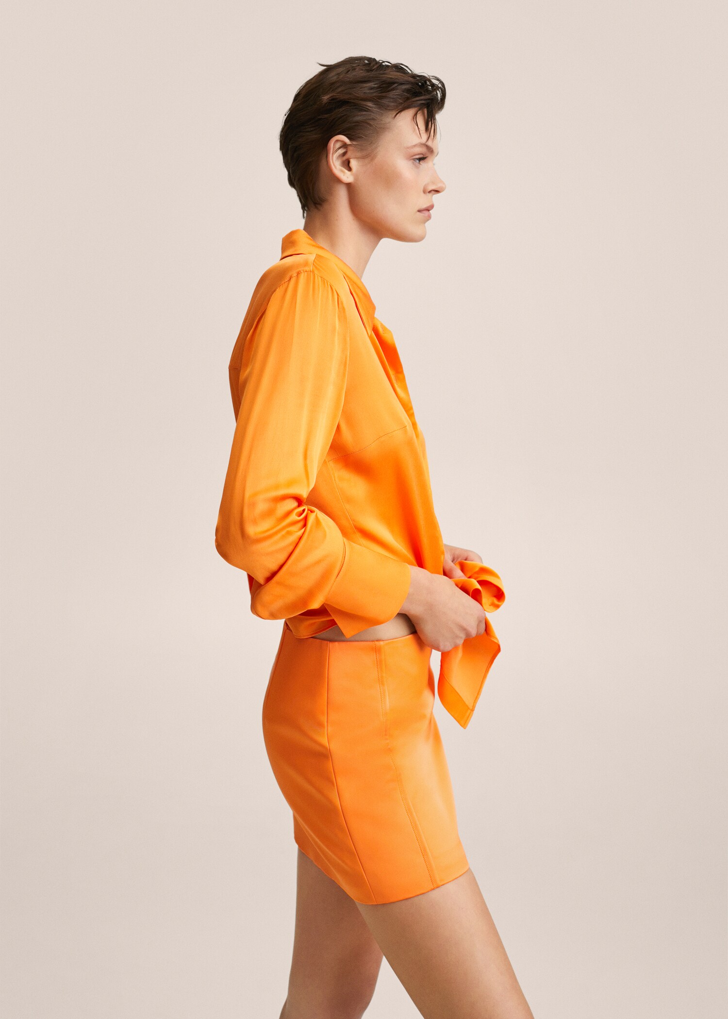 Mini-skirt with seams - Details of the article 2
