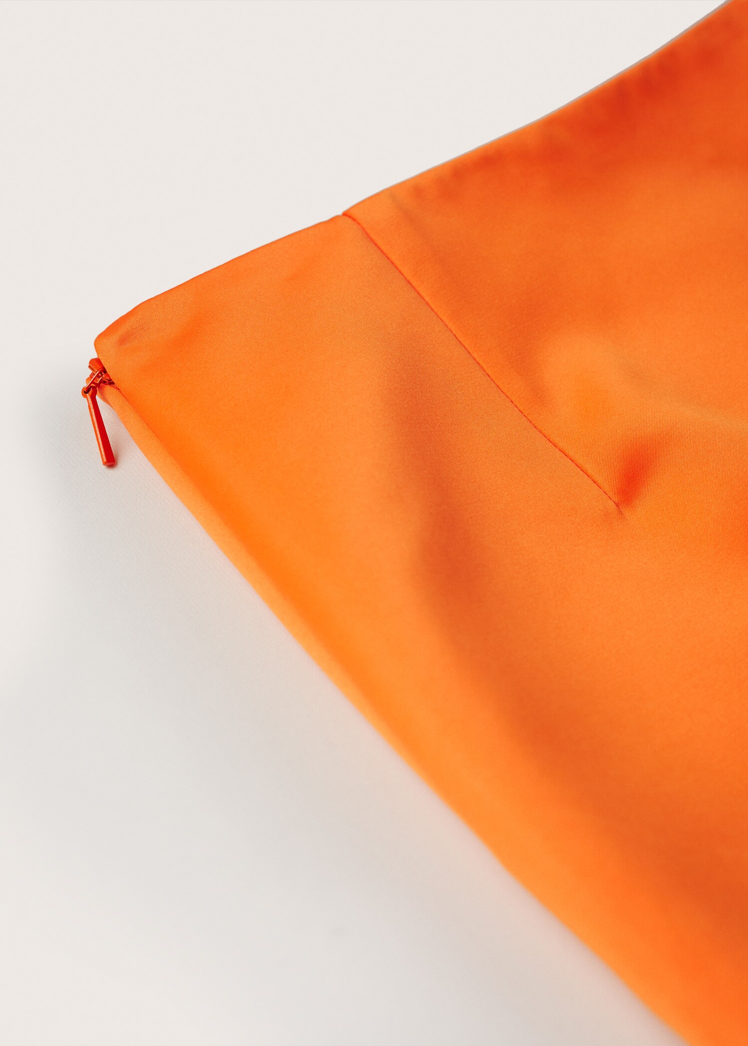 Mini-skirt with seams - Details of the article 8