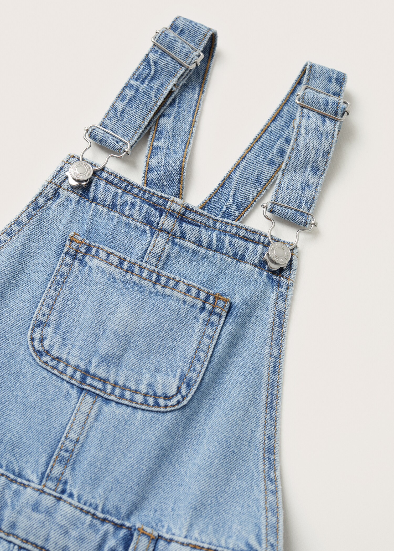 Džínové kalhoty s laclem stylu culottes - Detail zboží 8