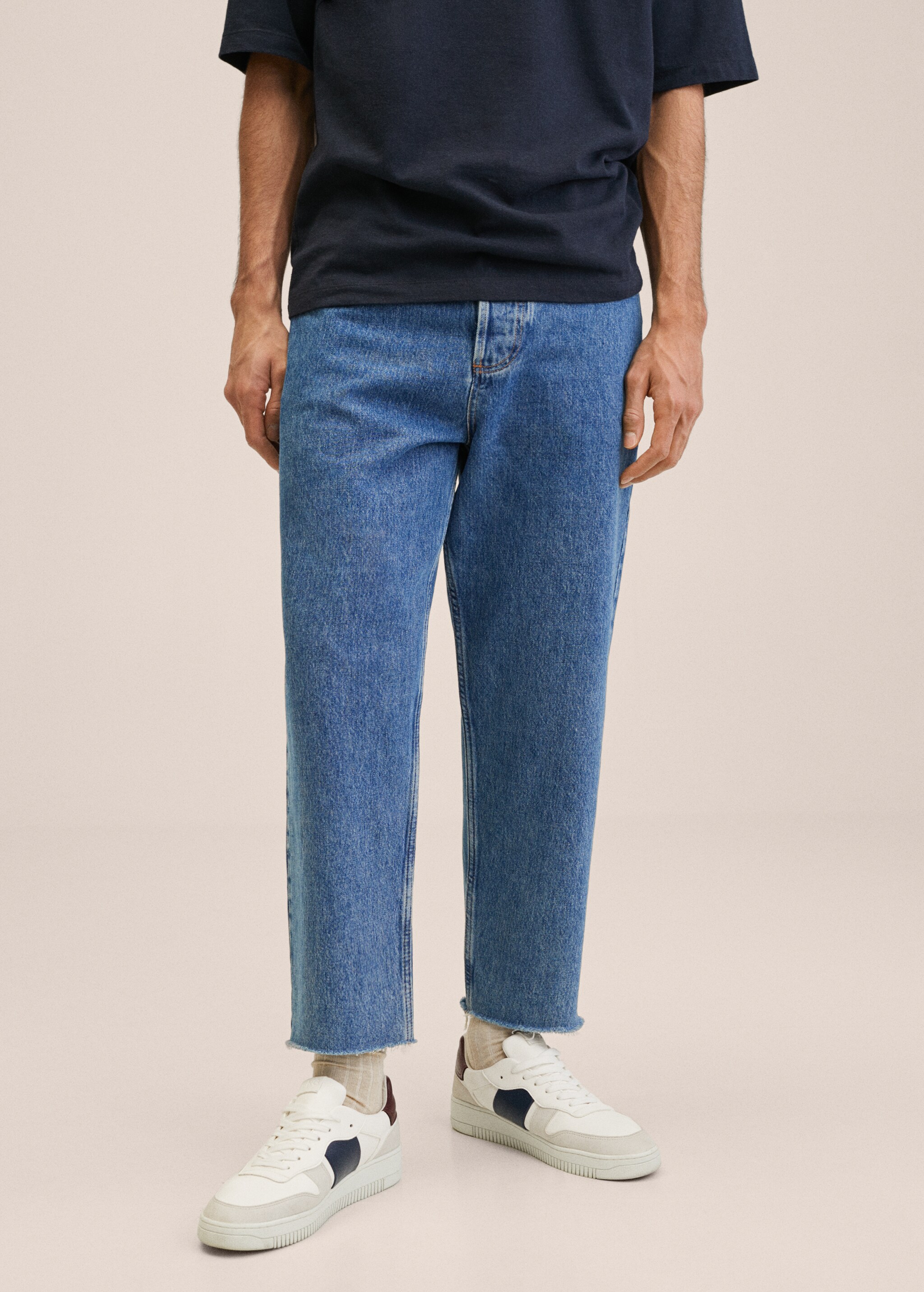 Tapered loose-fit cropped jeans  - Medium plane