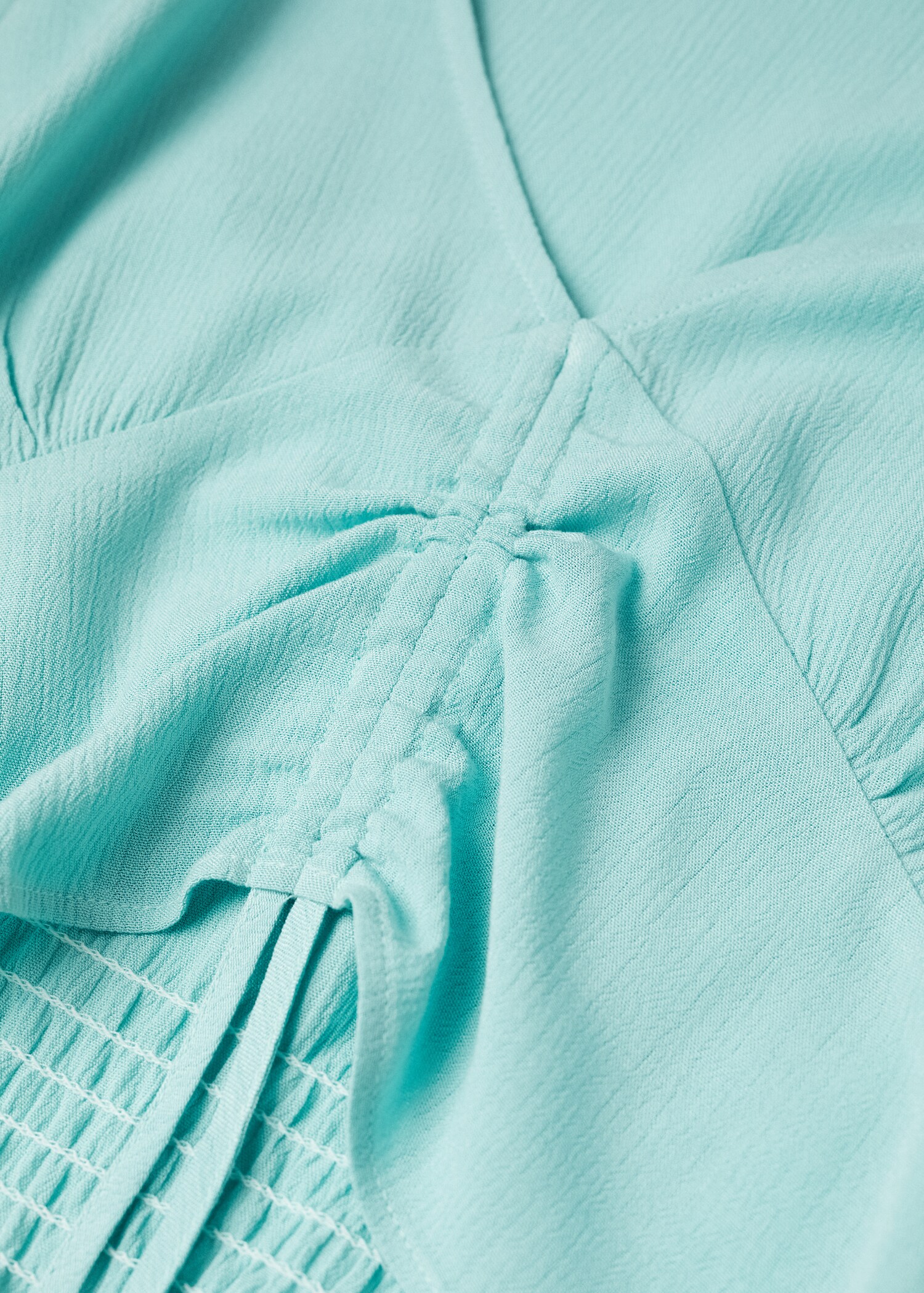 Bluse mit gerafftem Detail - Detail des Artikels 8