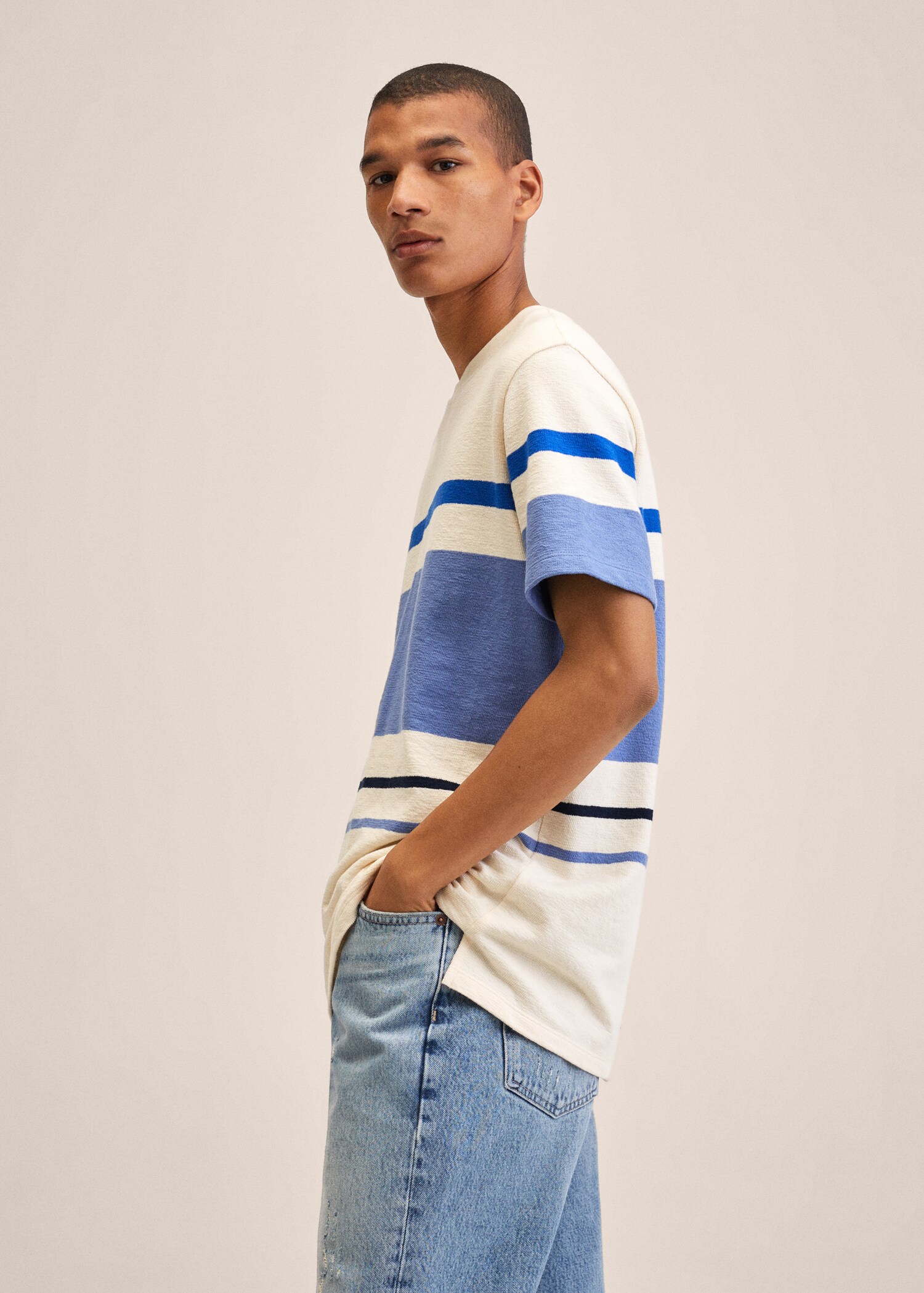Striped cotton T-shirt - Details of the article 2