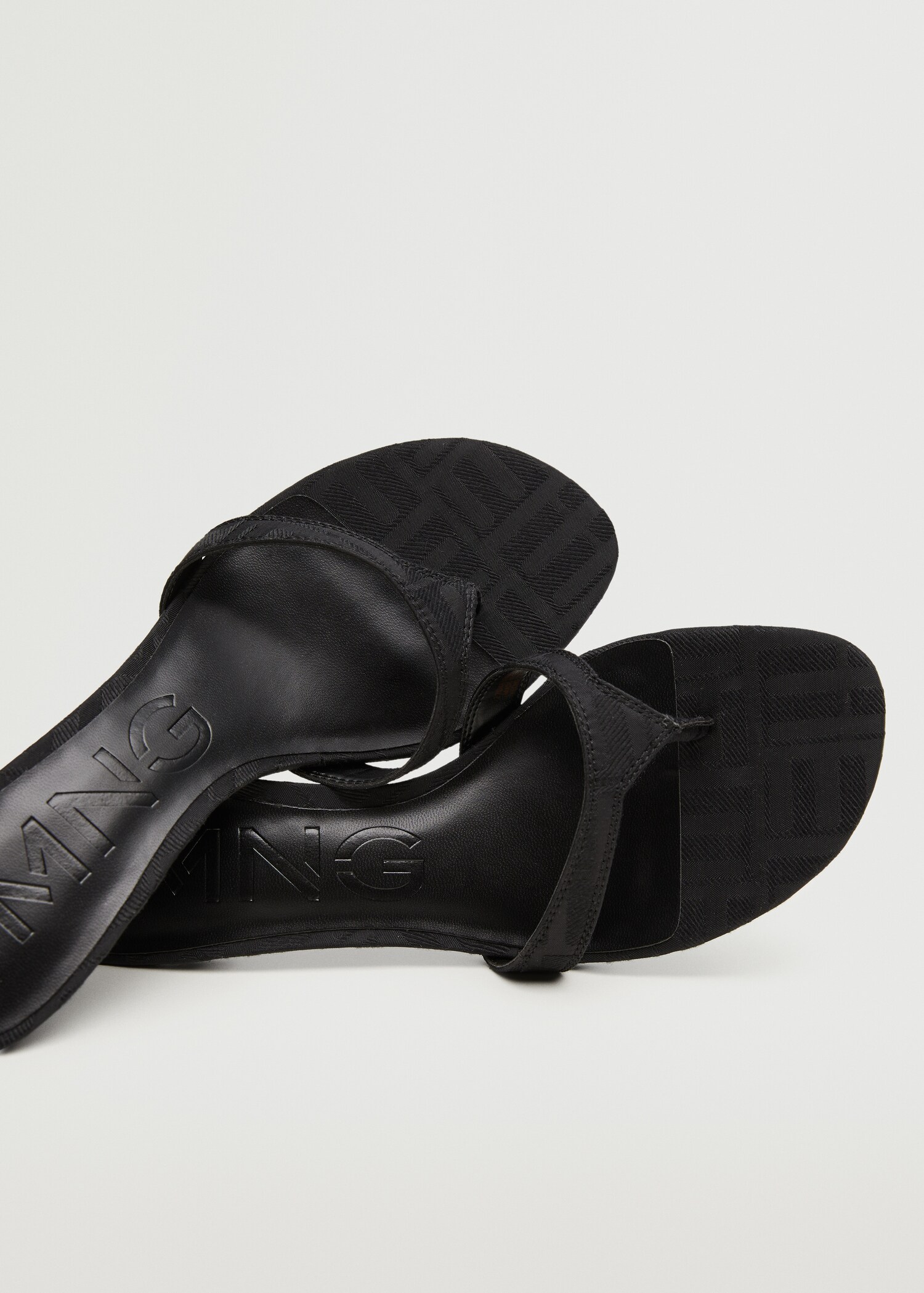 Heel non-structured sandals - Details of the article 4