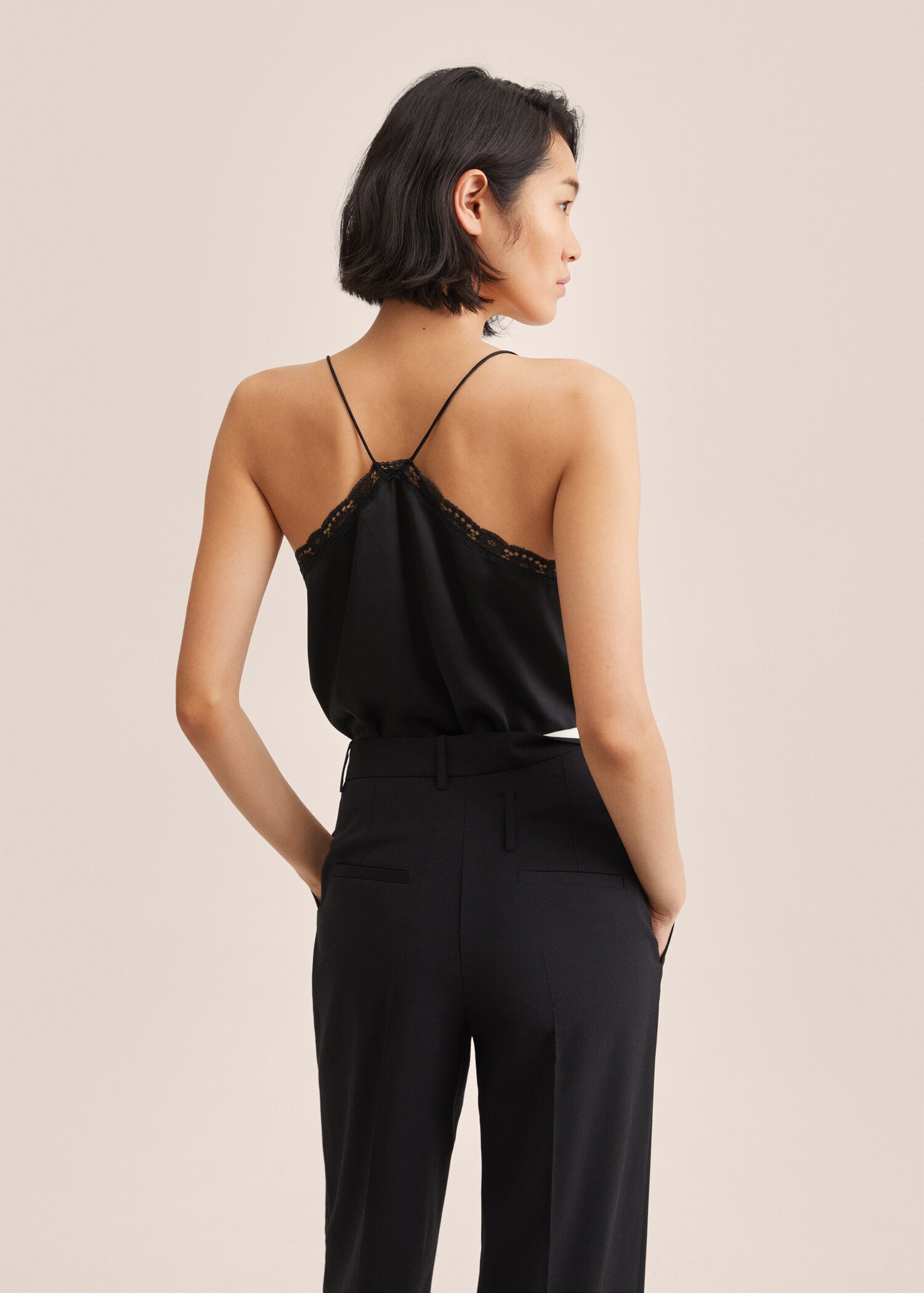 Lace top - Reverse of the article
