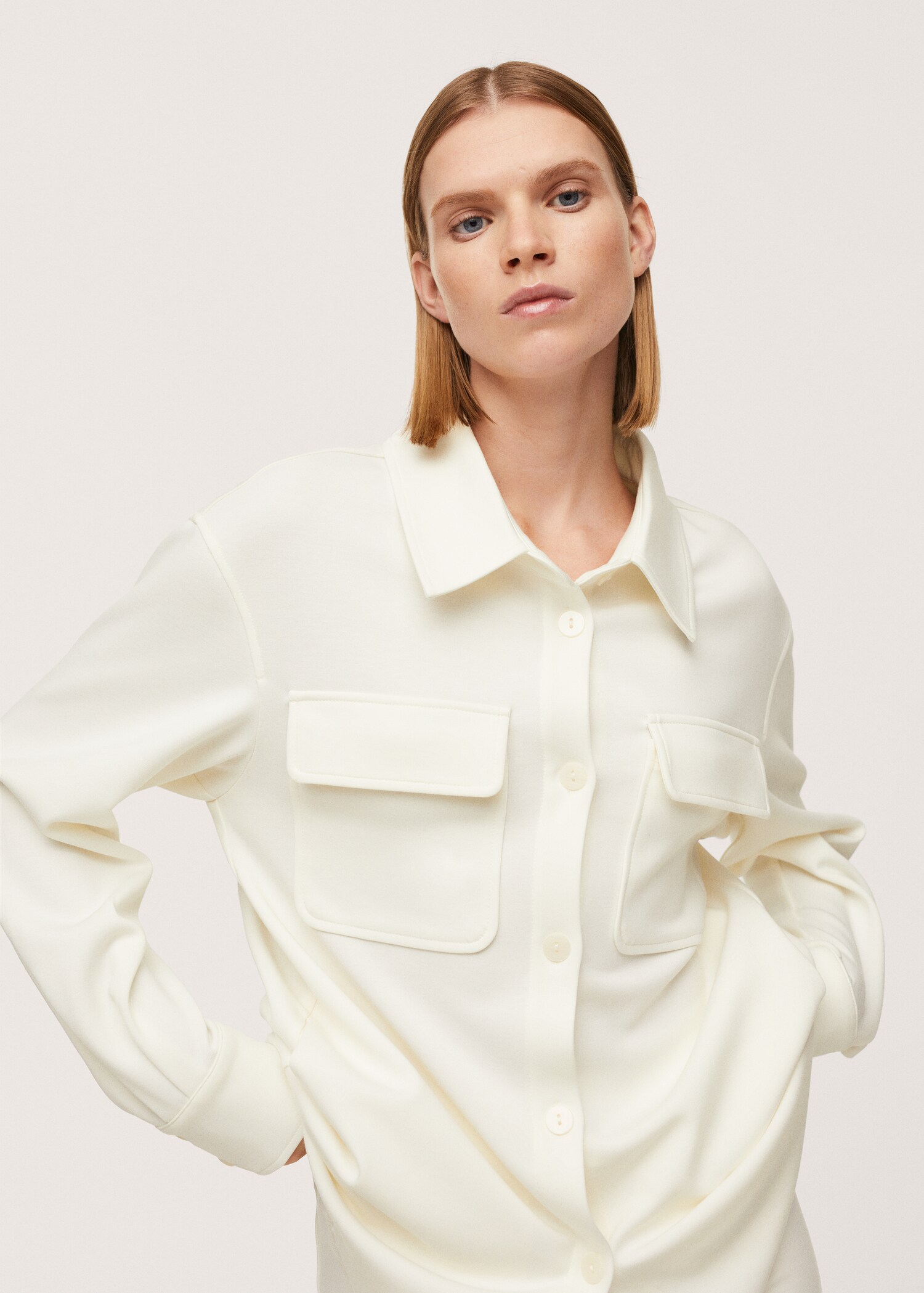 Oversized Overshirt mit Taschen - Detail des Artikels 2