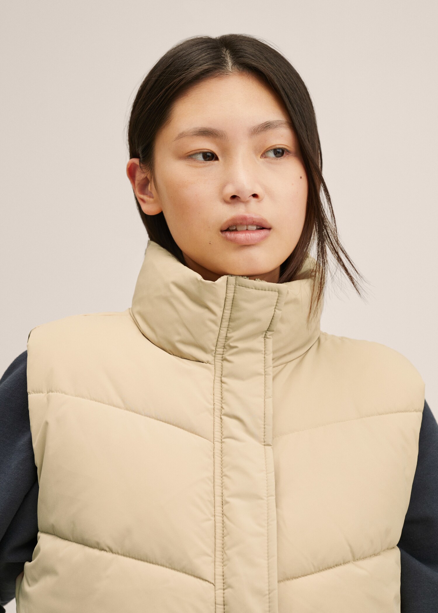 Quilted gilet - Details of the article 1