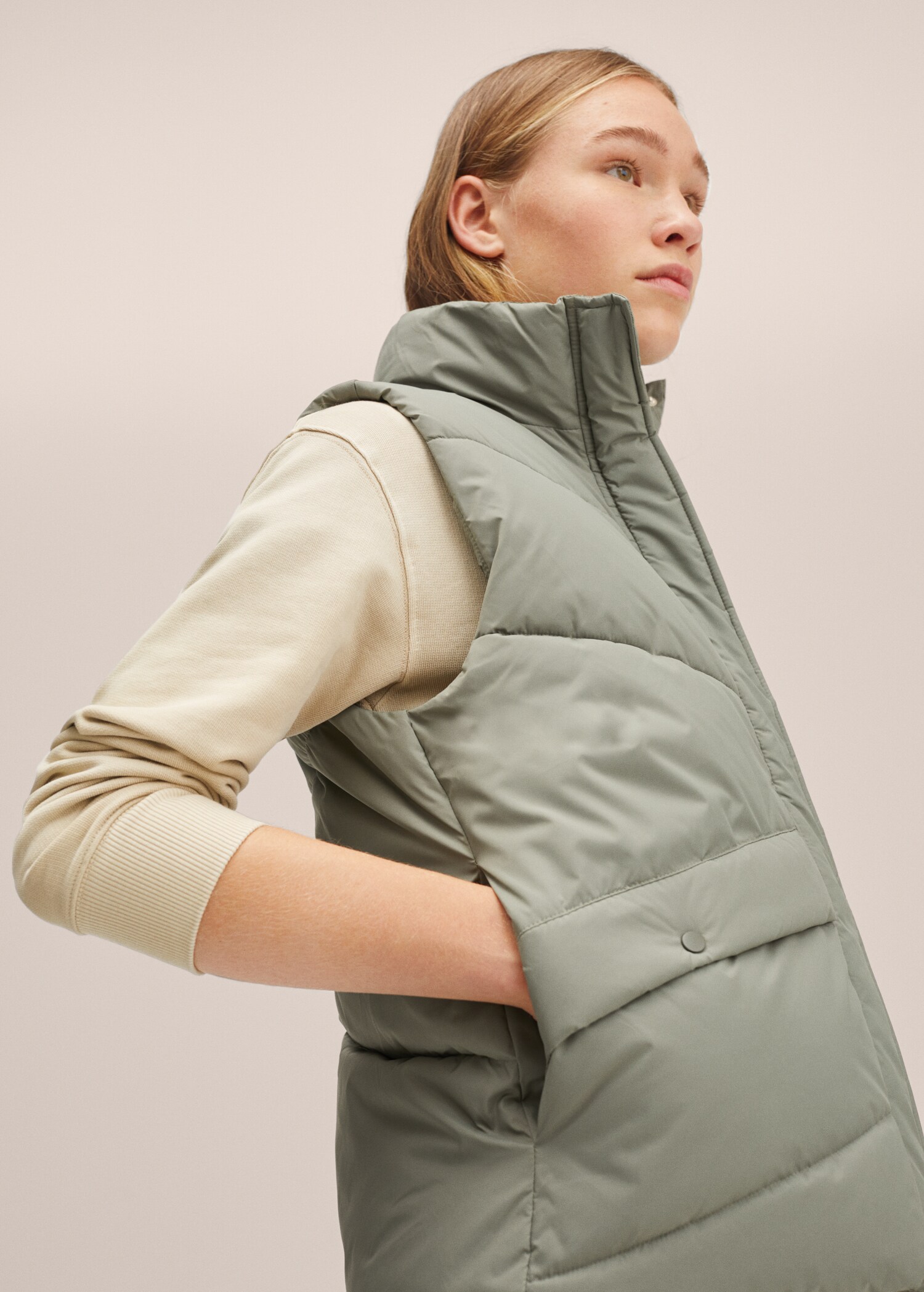 Quilted gilet - Details of the article 2