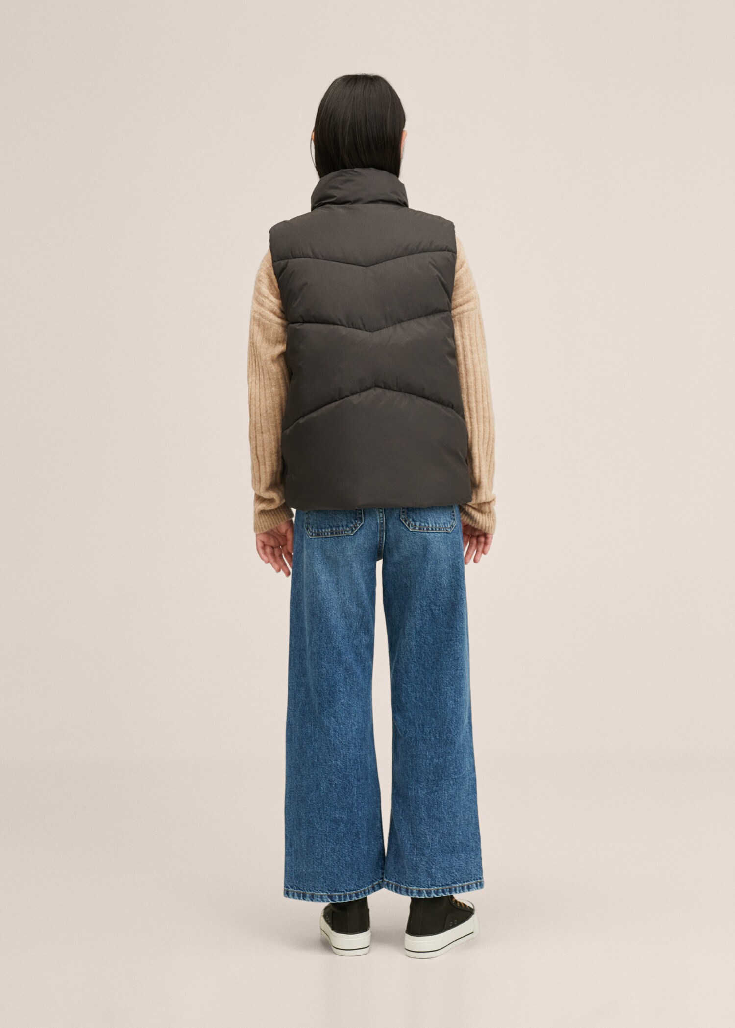Quilted gilet - Reverse of the article