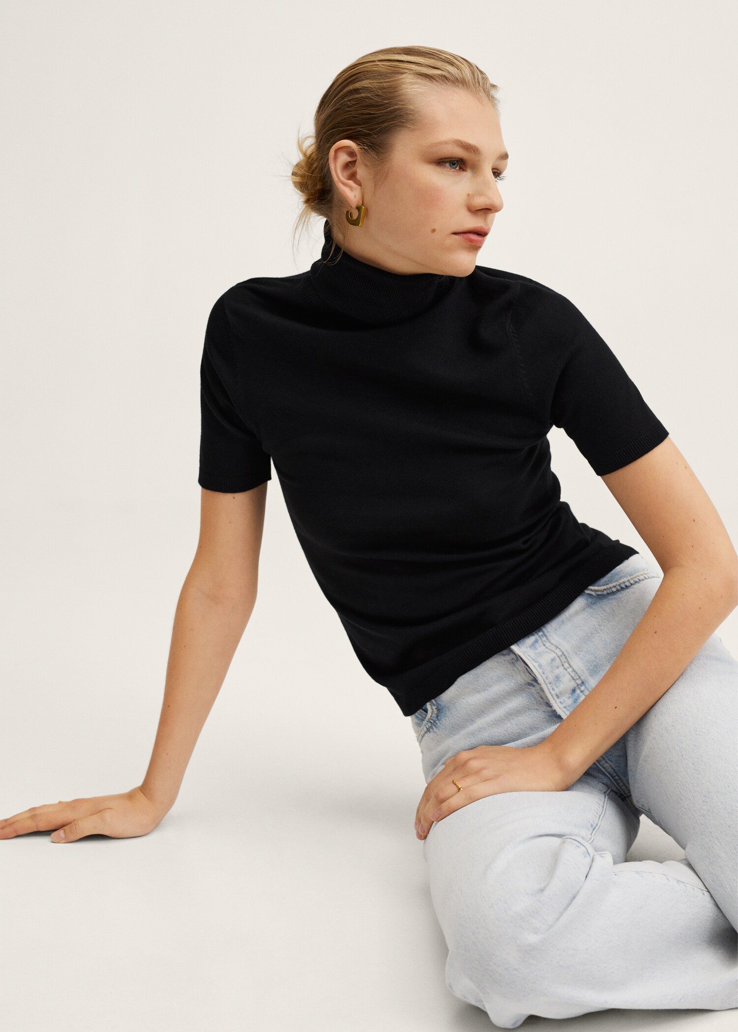 Turtleneck knitted sweater - Details of the article 2