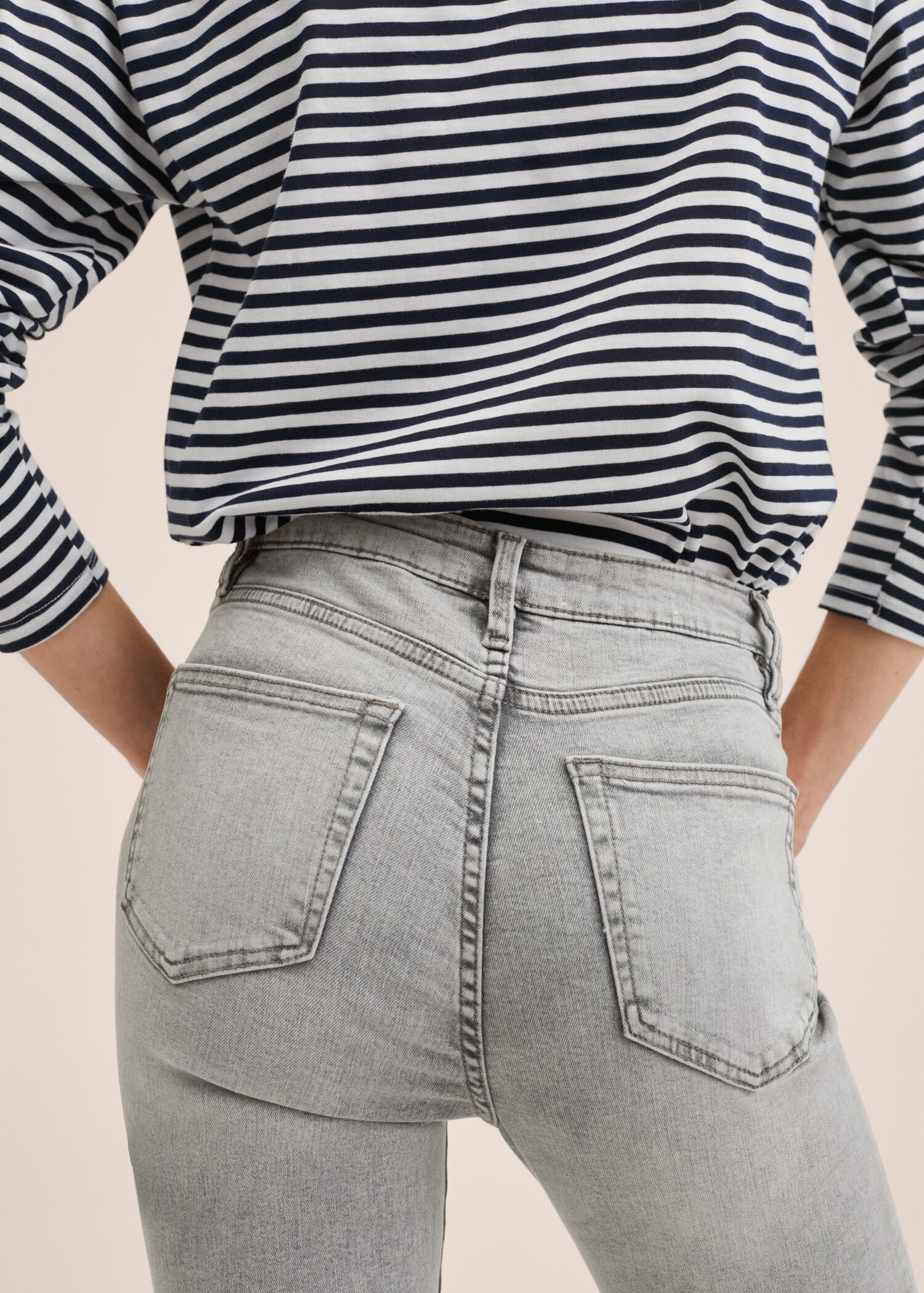 Skinny-Jeans mit hohem Bund - Detail des Artikels 2