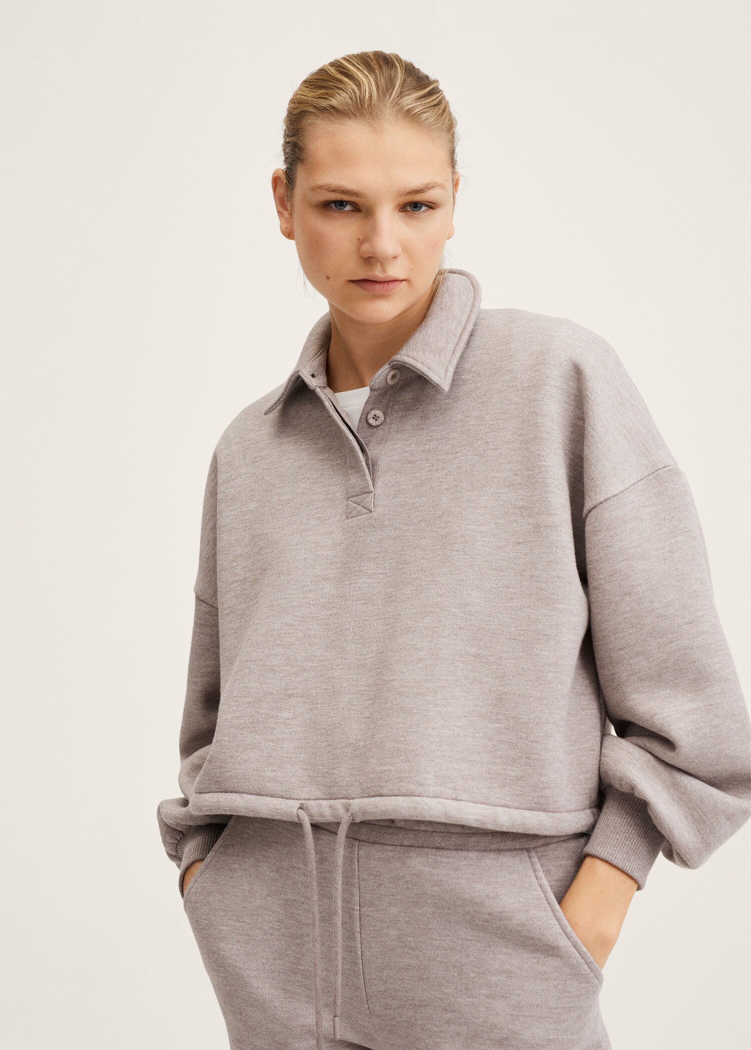 Sudadera crop algodón - Plano medio