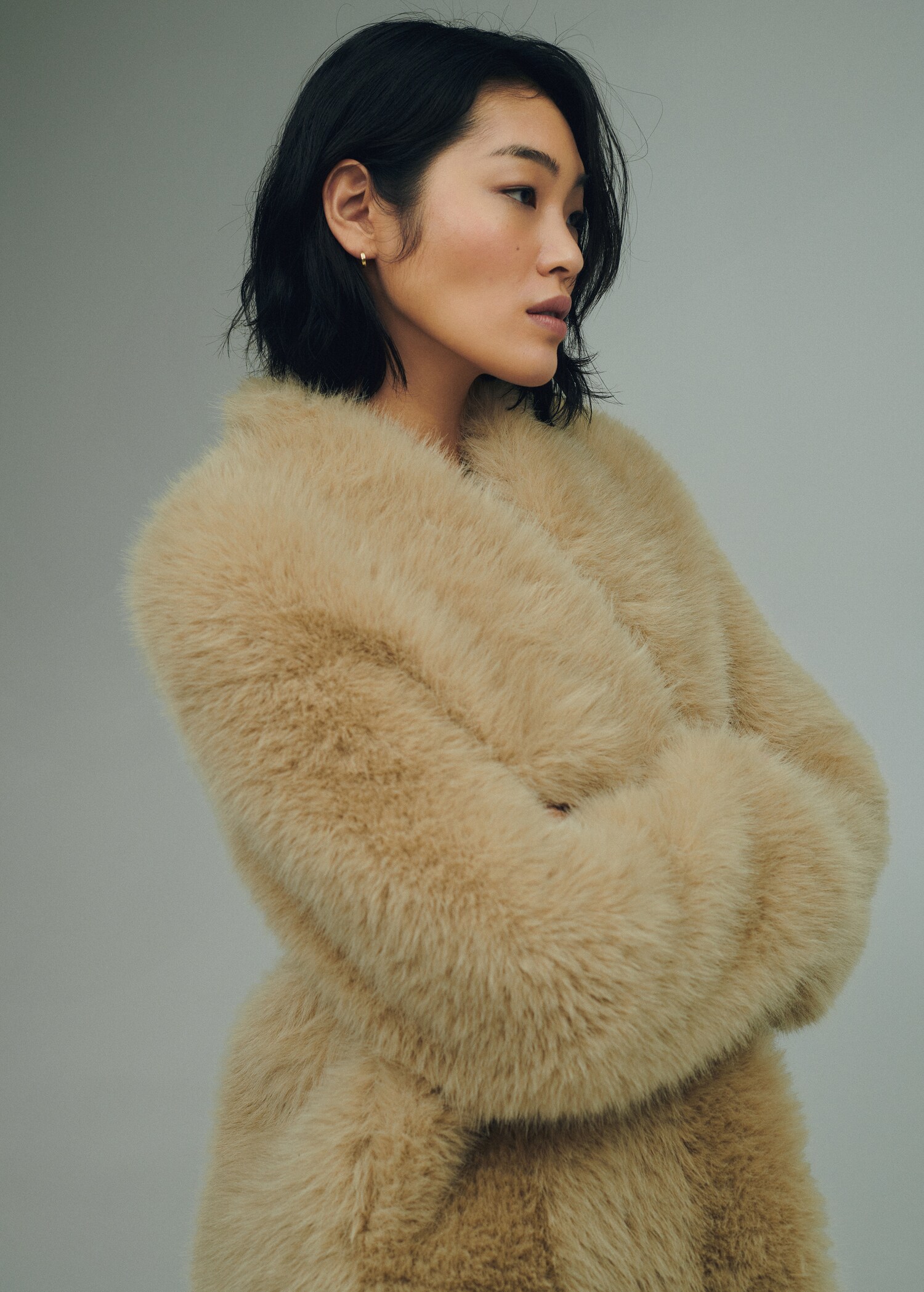 Fur-effect coat - Details of the article 6