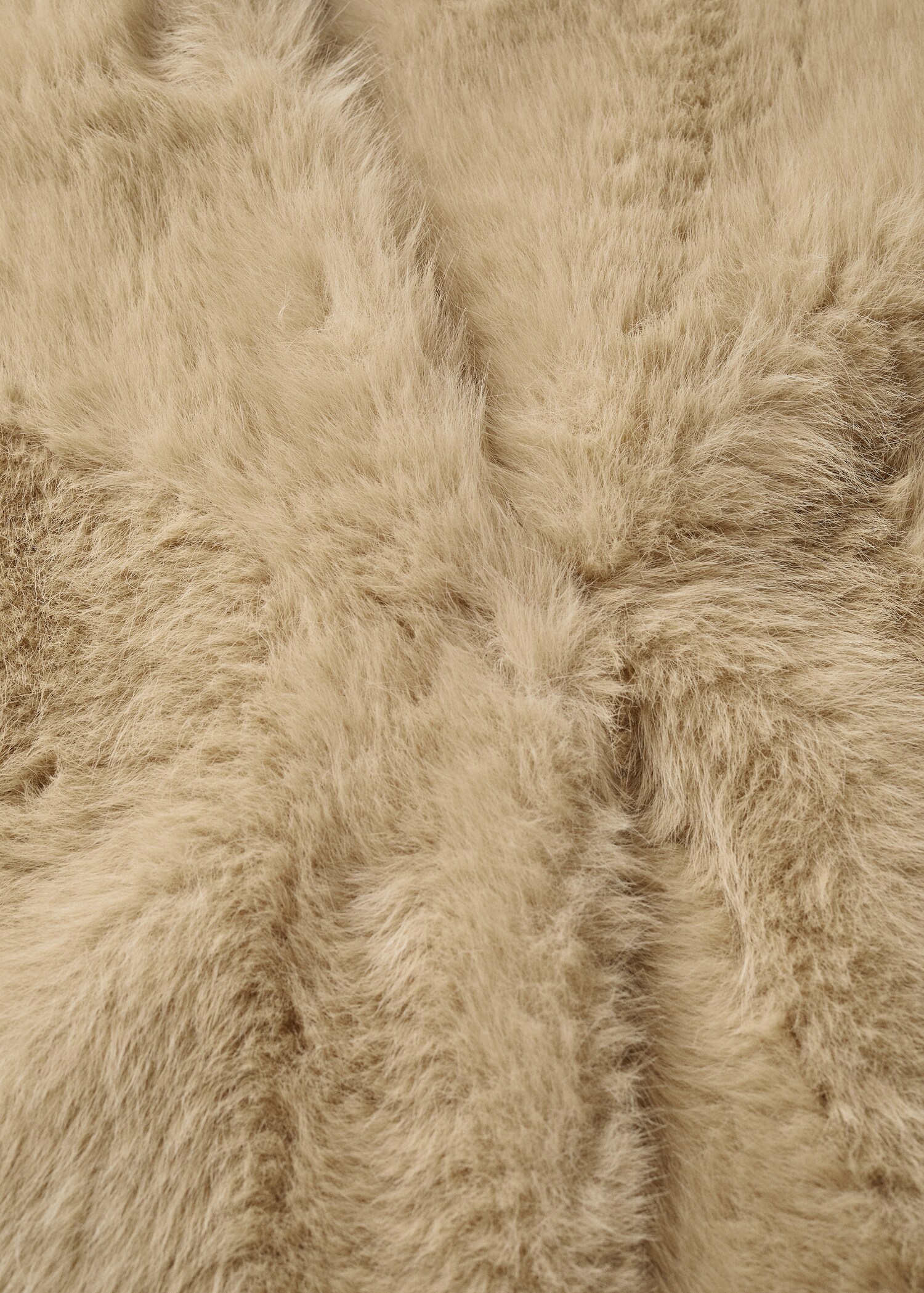 Fur-effect coat - Details of the article 8