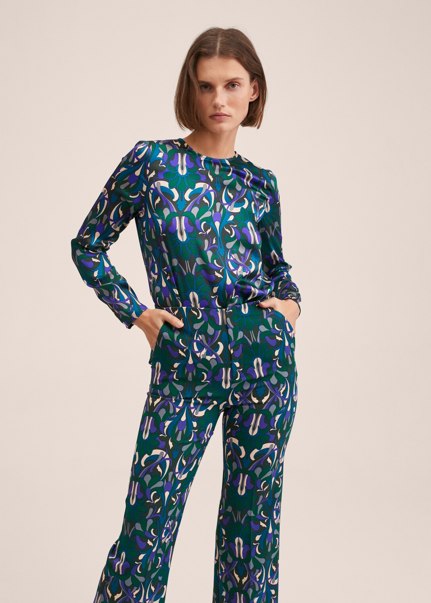 Flared trousers - Details of the article 2