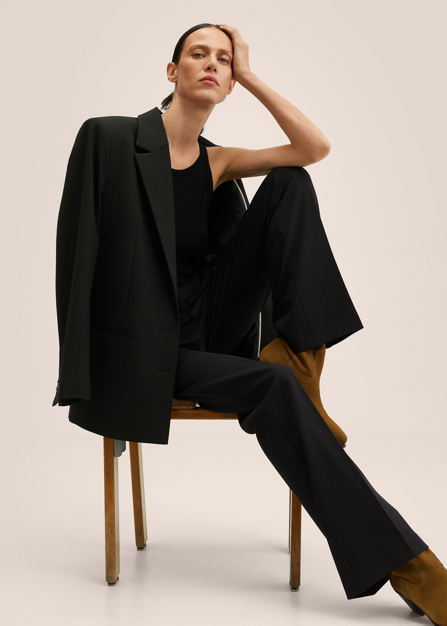 Flared trousers - Details of the article 2