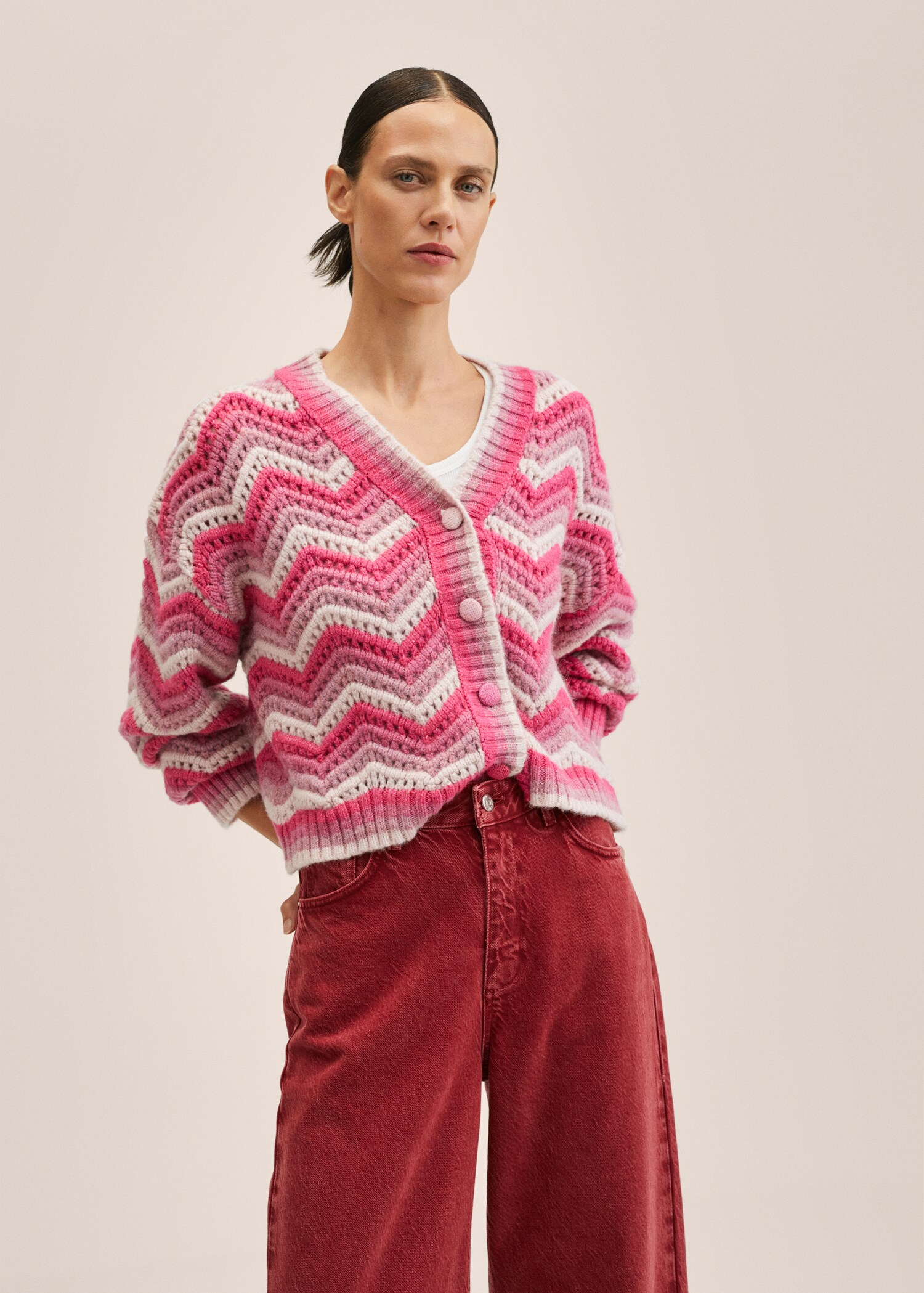 Cardigan de malha multicolor - Plano médio