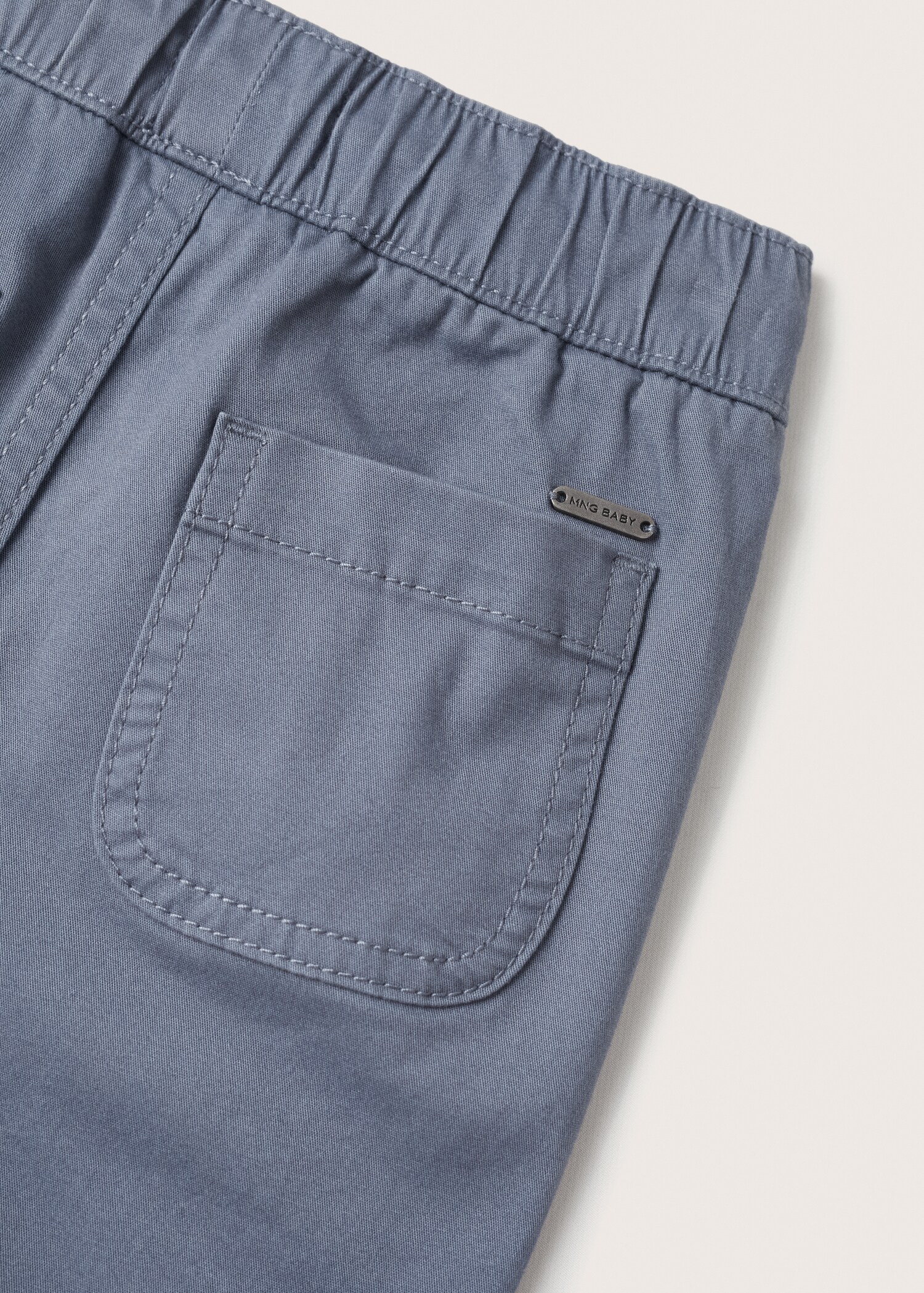 Straight-fit trousers with elastic waist - Details of the article 8