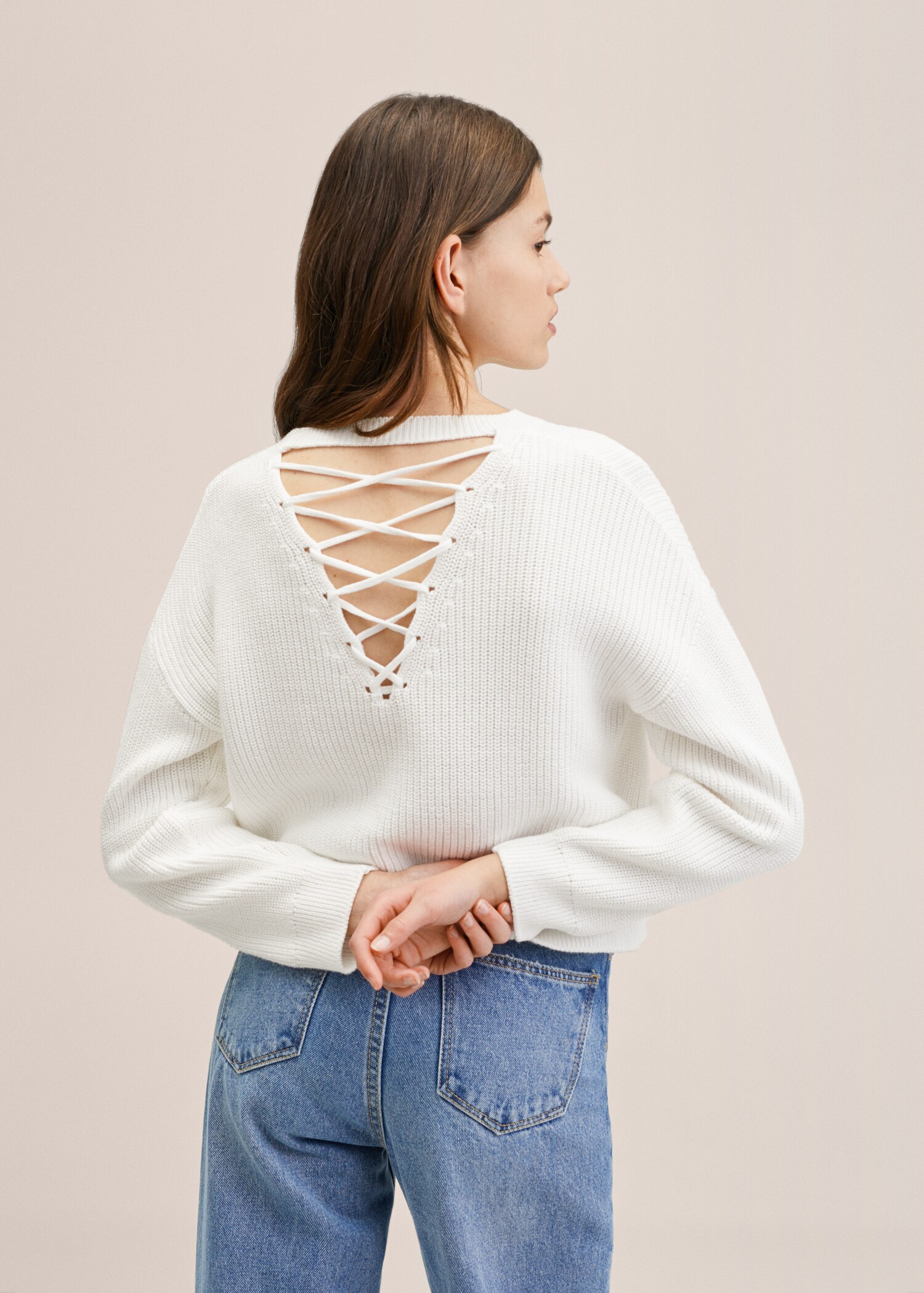 Pullover mit rückwärtigem Crossover-Detail - Rückseite des Artikels