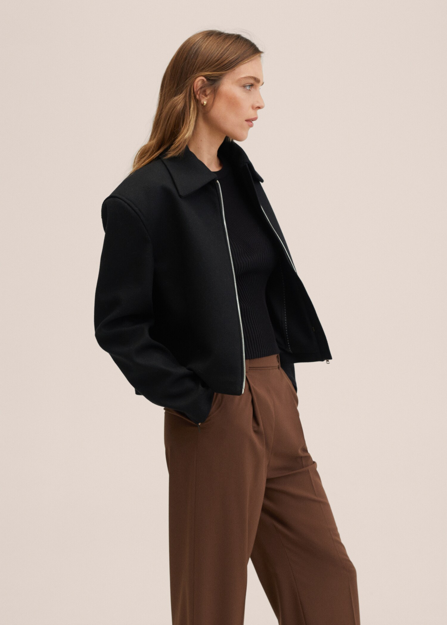 High-waist straight trousers - Details of the article 1