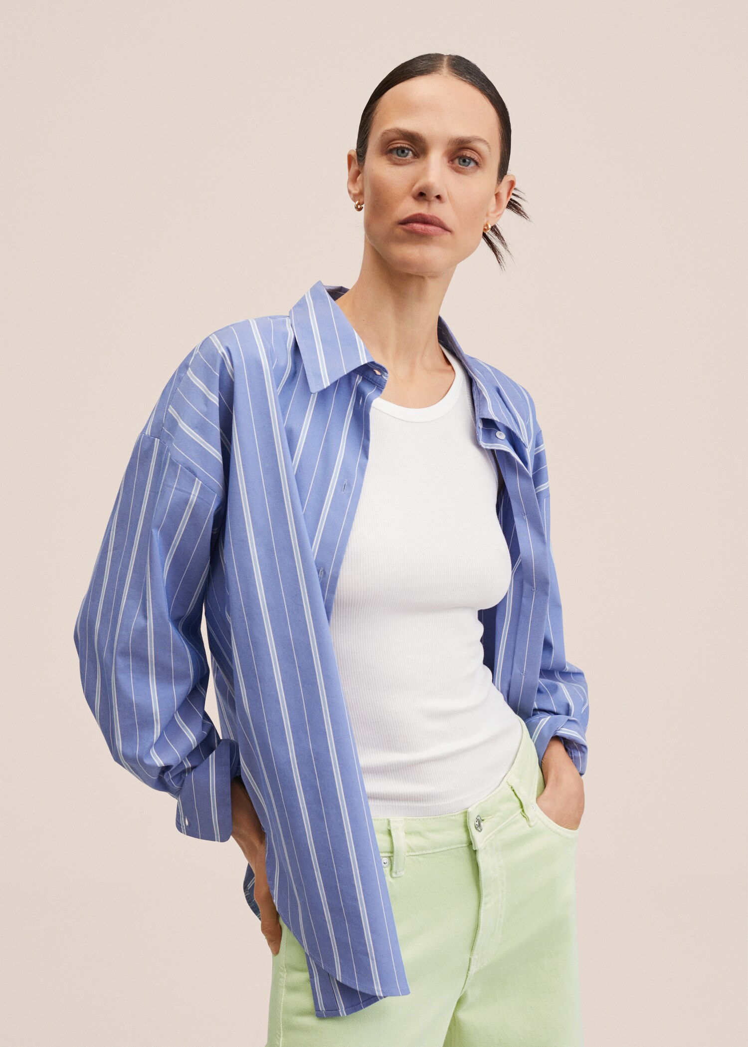 Mid-rise wideleg jeans  - Details of the article 1