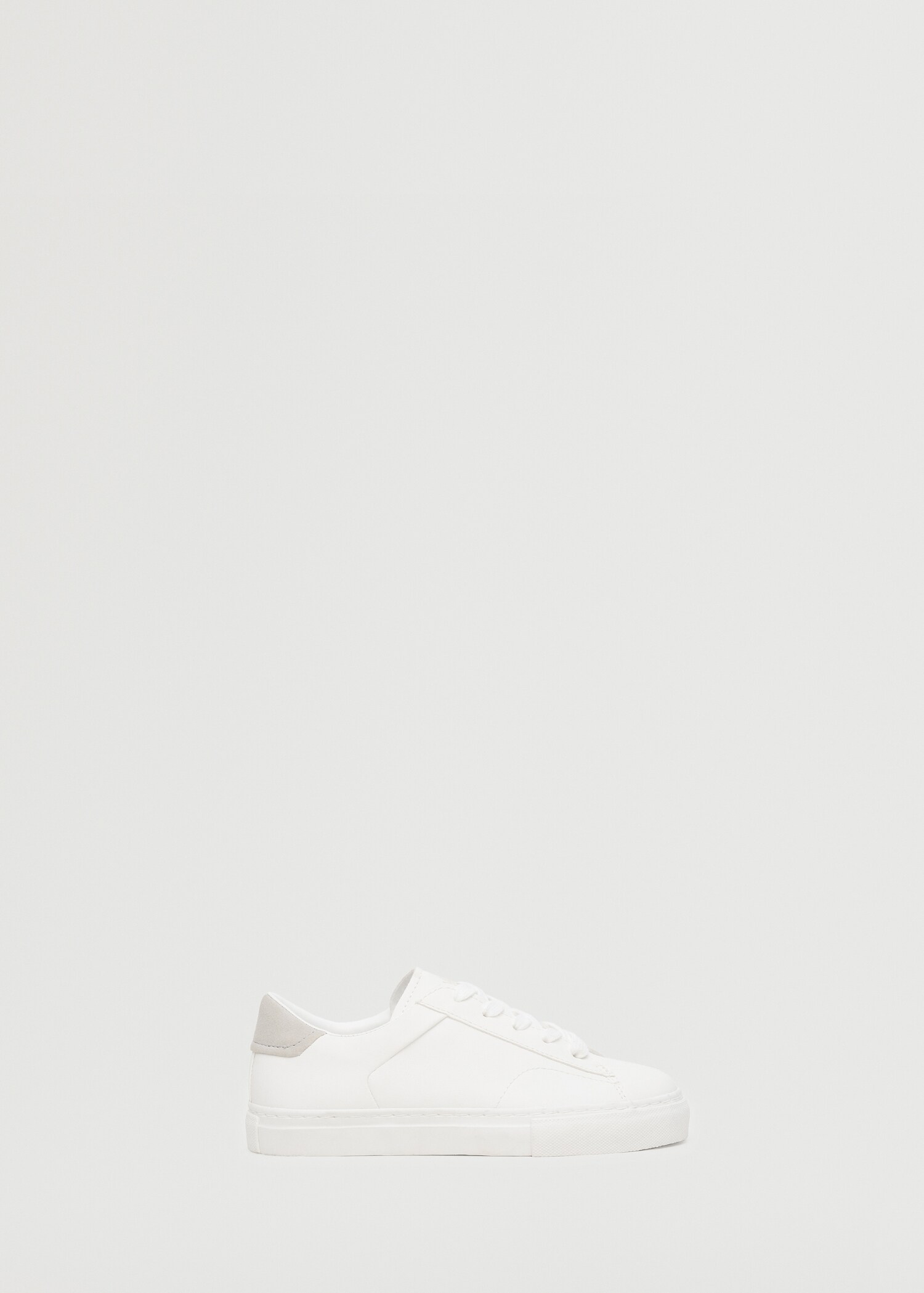 Sneakers basics med lisser - Artikkel uten modell