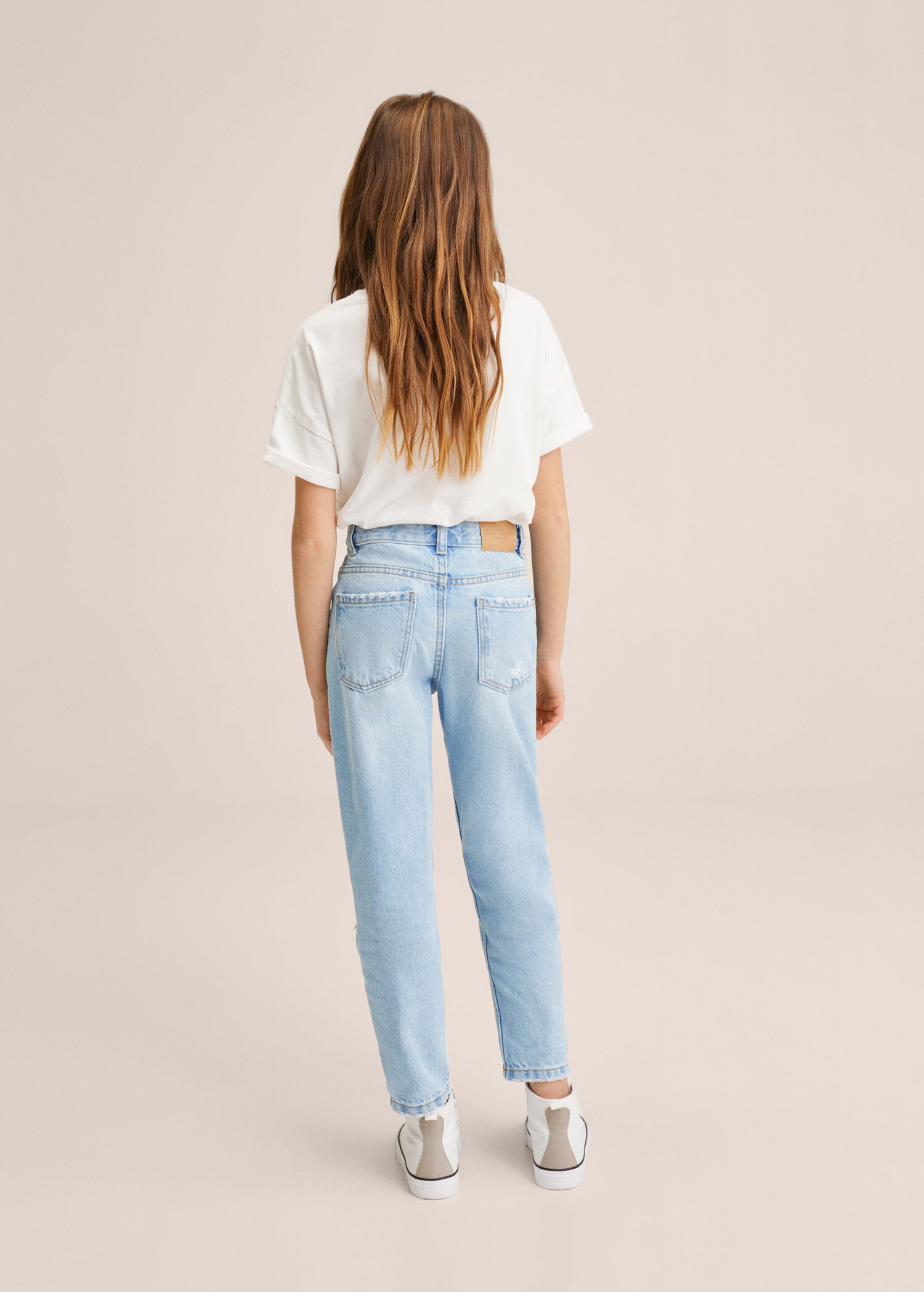 Mom fit decorative rips jeans - Details of the article 1