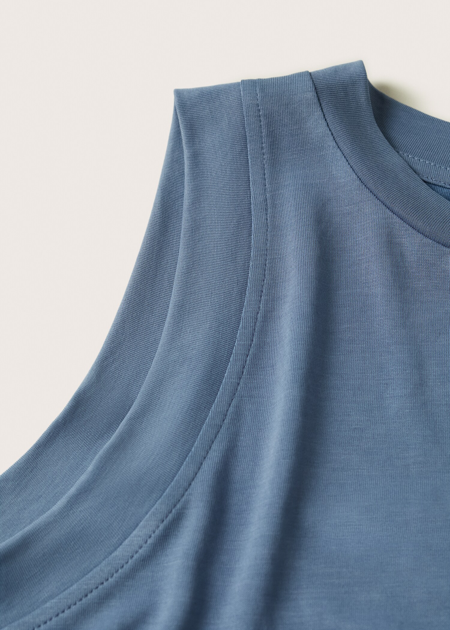 Cropped modal t-shirt - Details of the article 8