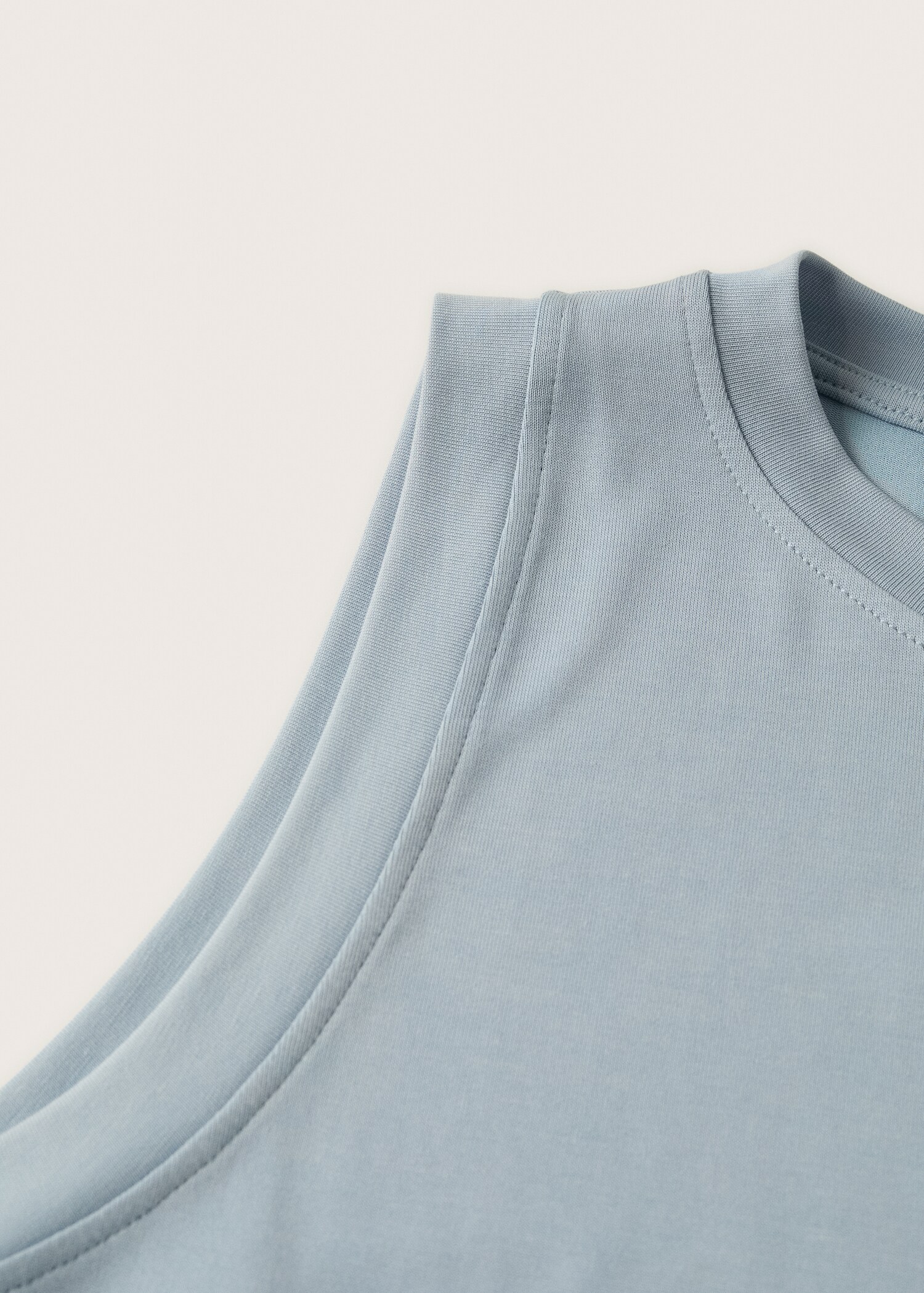 Cropped modal t-shirt - Details of the article 8
