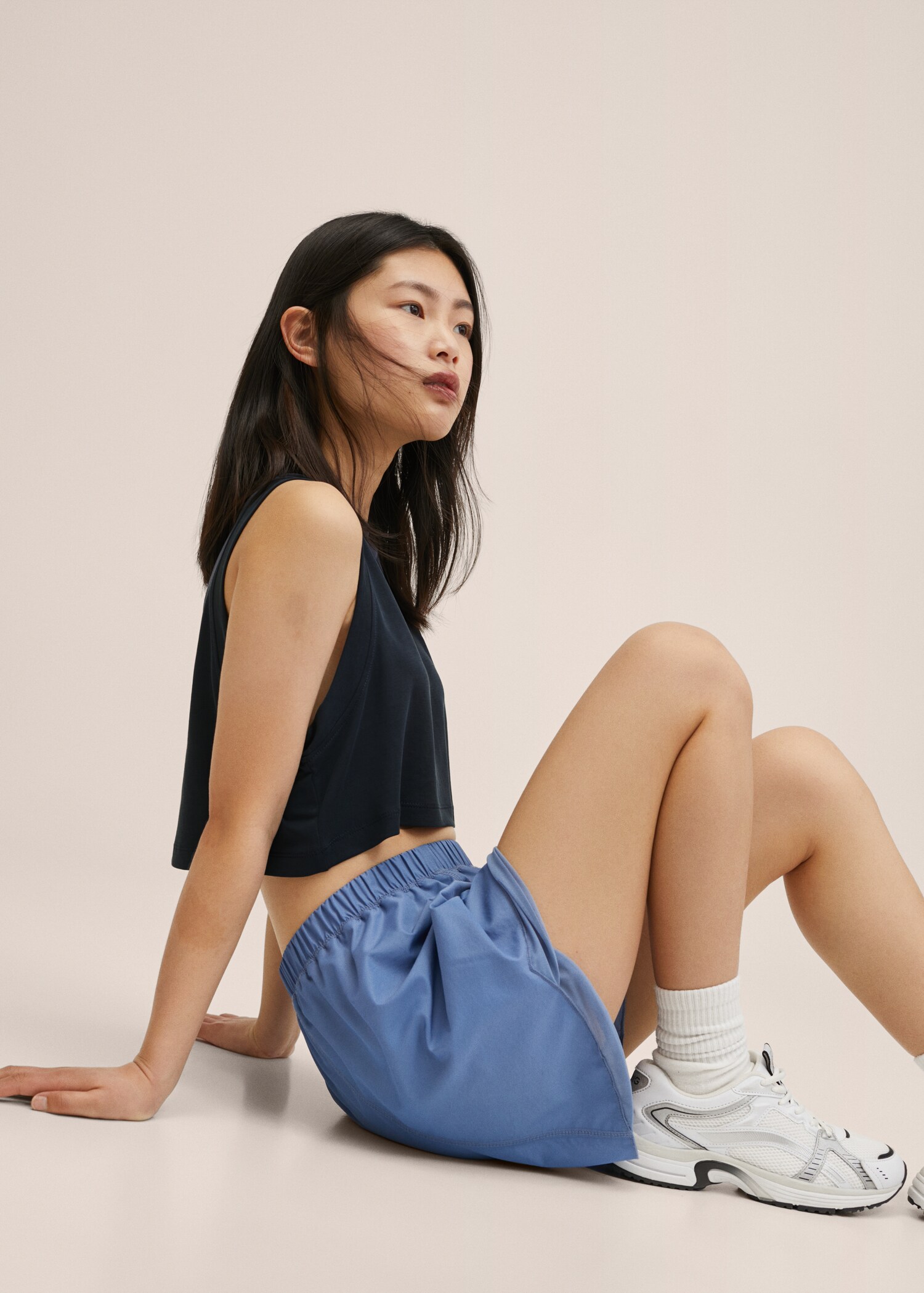 Cropped modal t-shirt - Details of the article 3