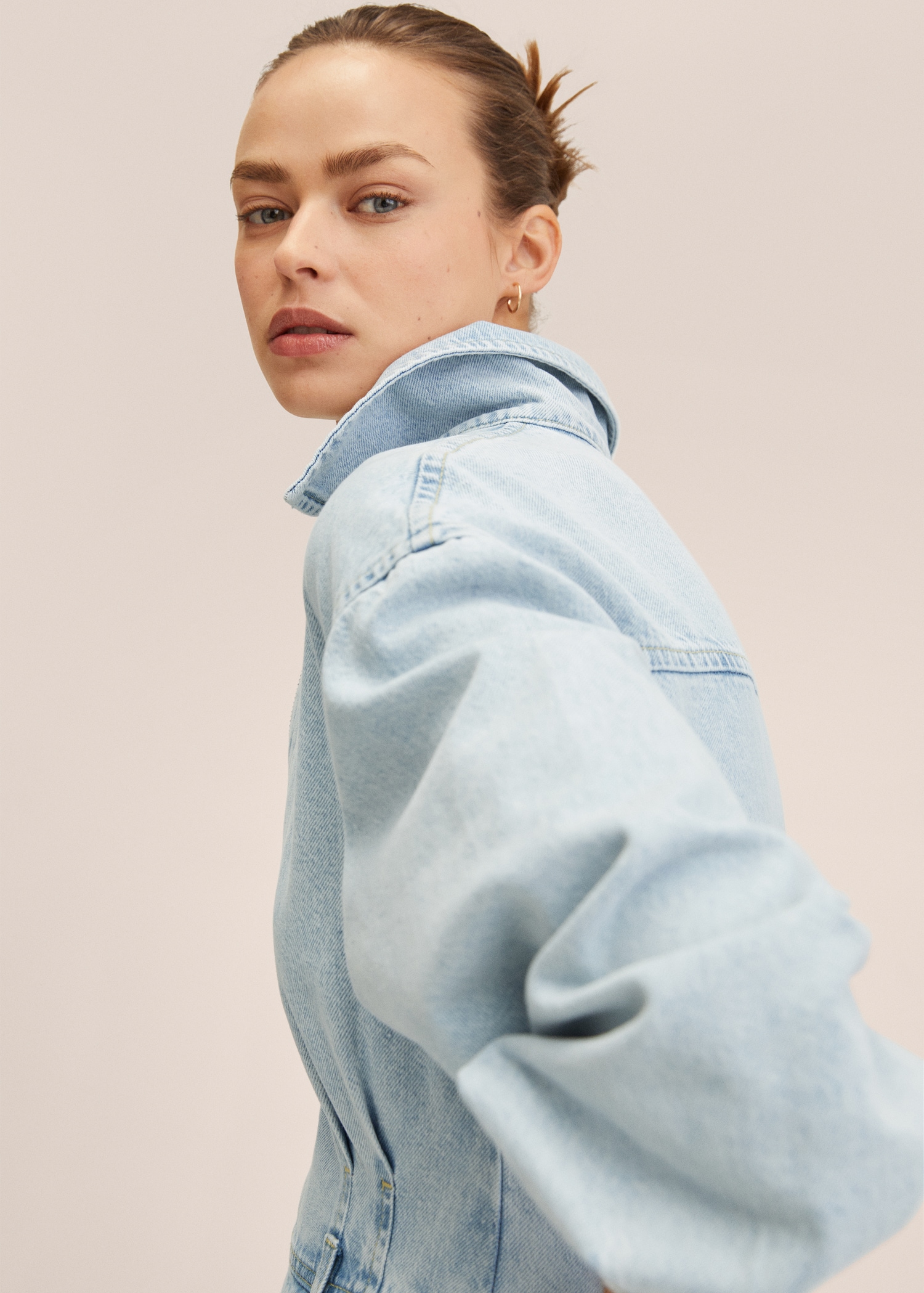 Denim jumpsuit with zipper - Details of the article 1