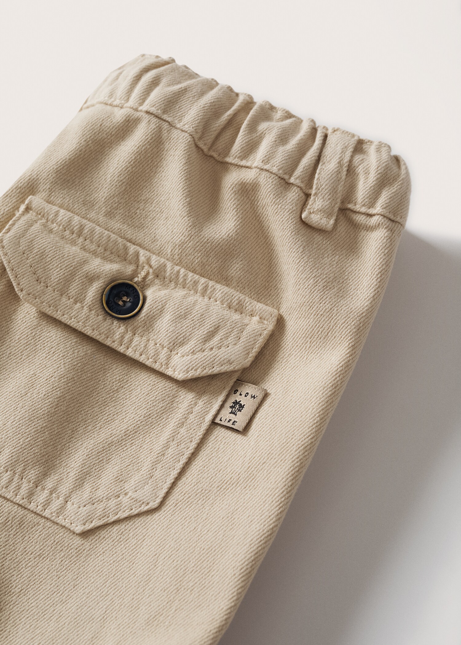Cotton shorts with drawstring - Details of the article 8