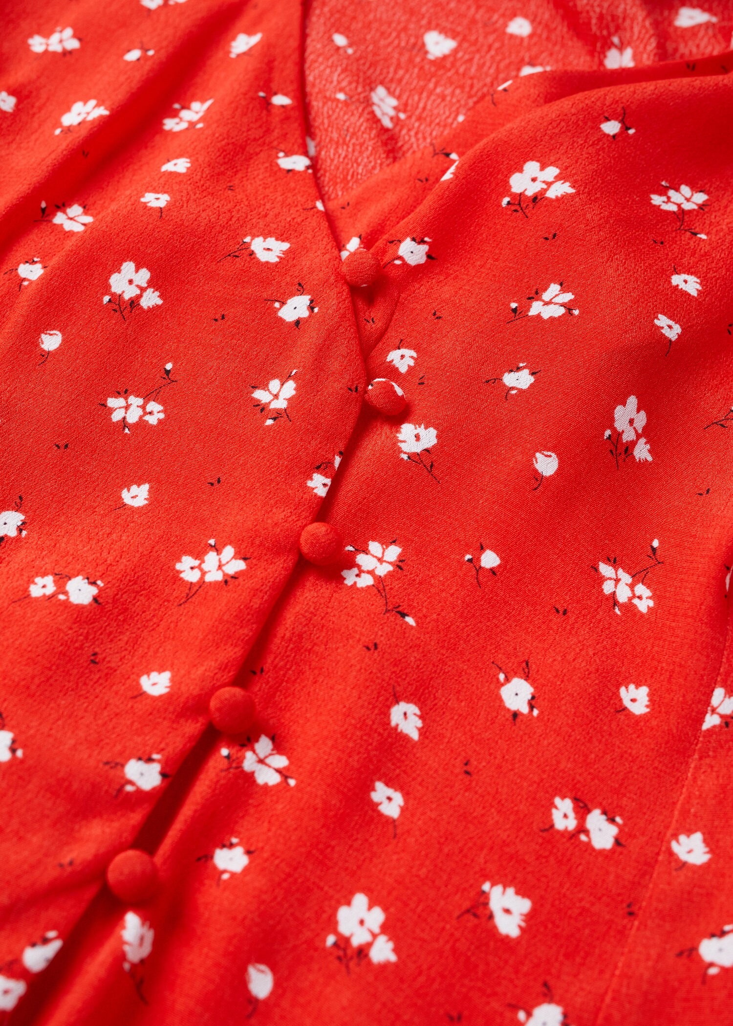 Buttoned wrap blouse - Details of the article 8