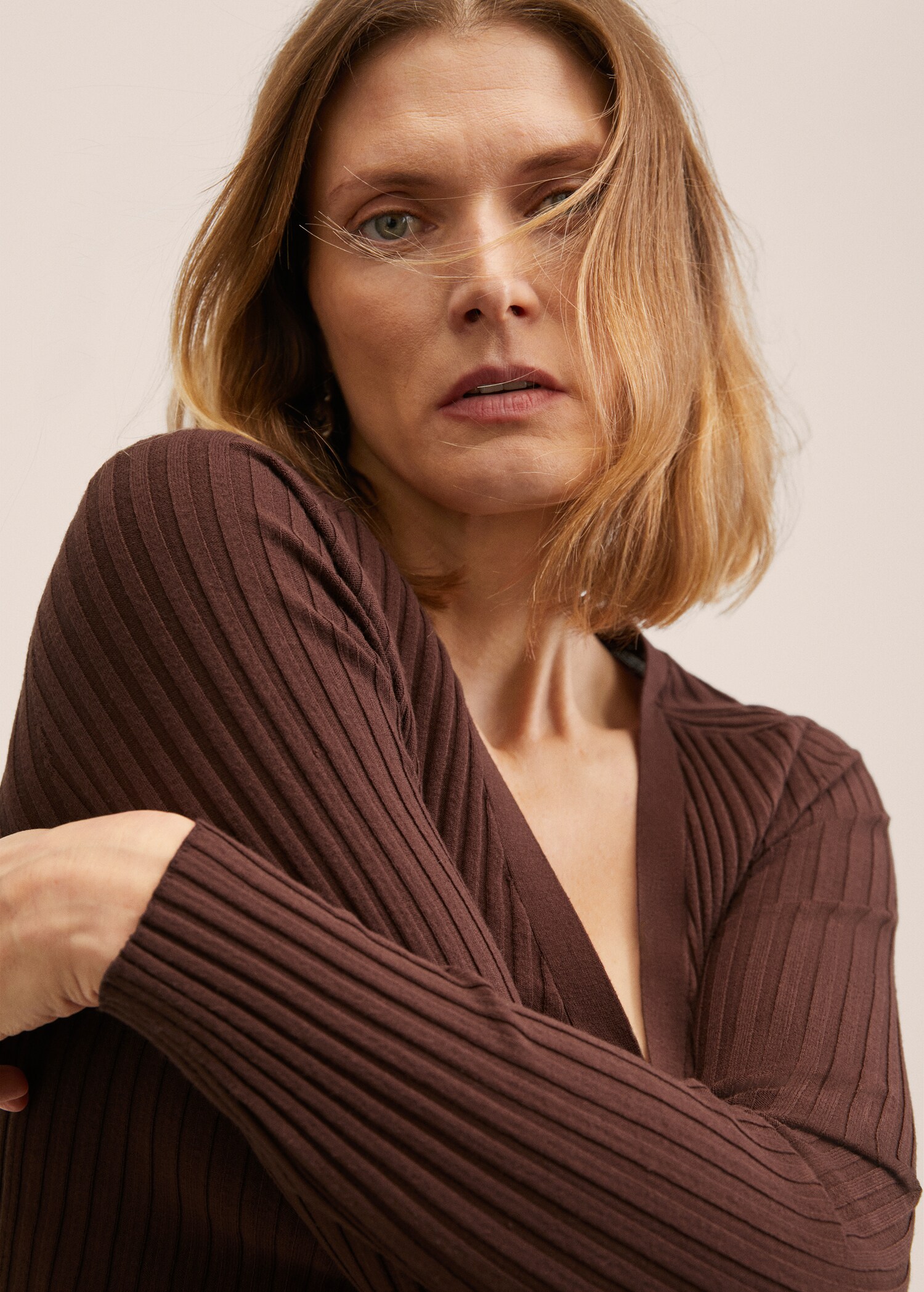 Ribbed knit cardigan - Details of the article 1