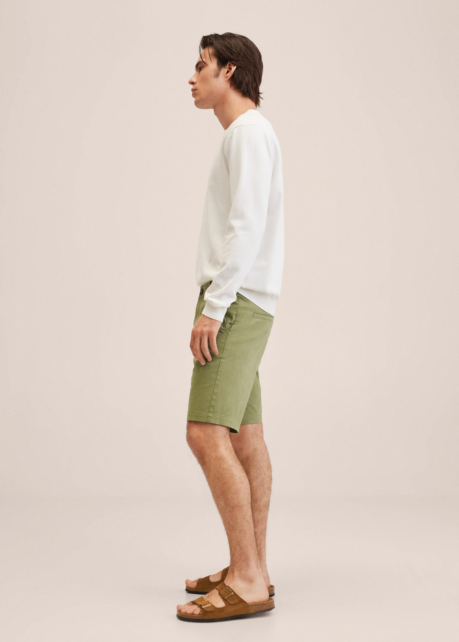 Slim-fit chino cotton bermuda shorts - Details of the article 2