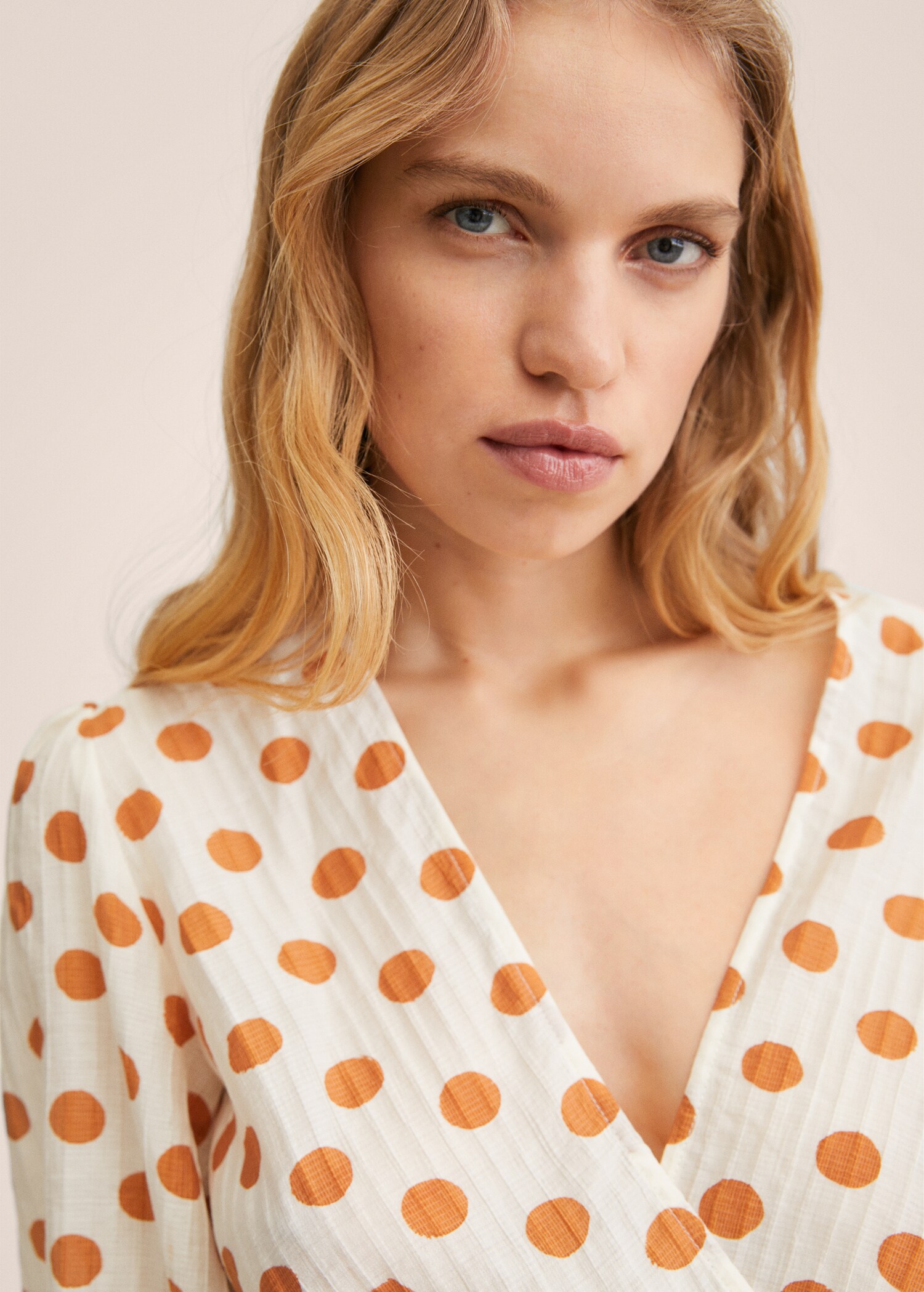 Blusa plisada topos - Detalle del artículo 1