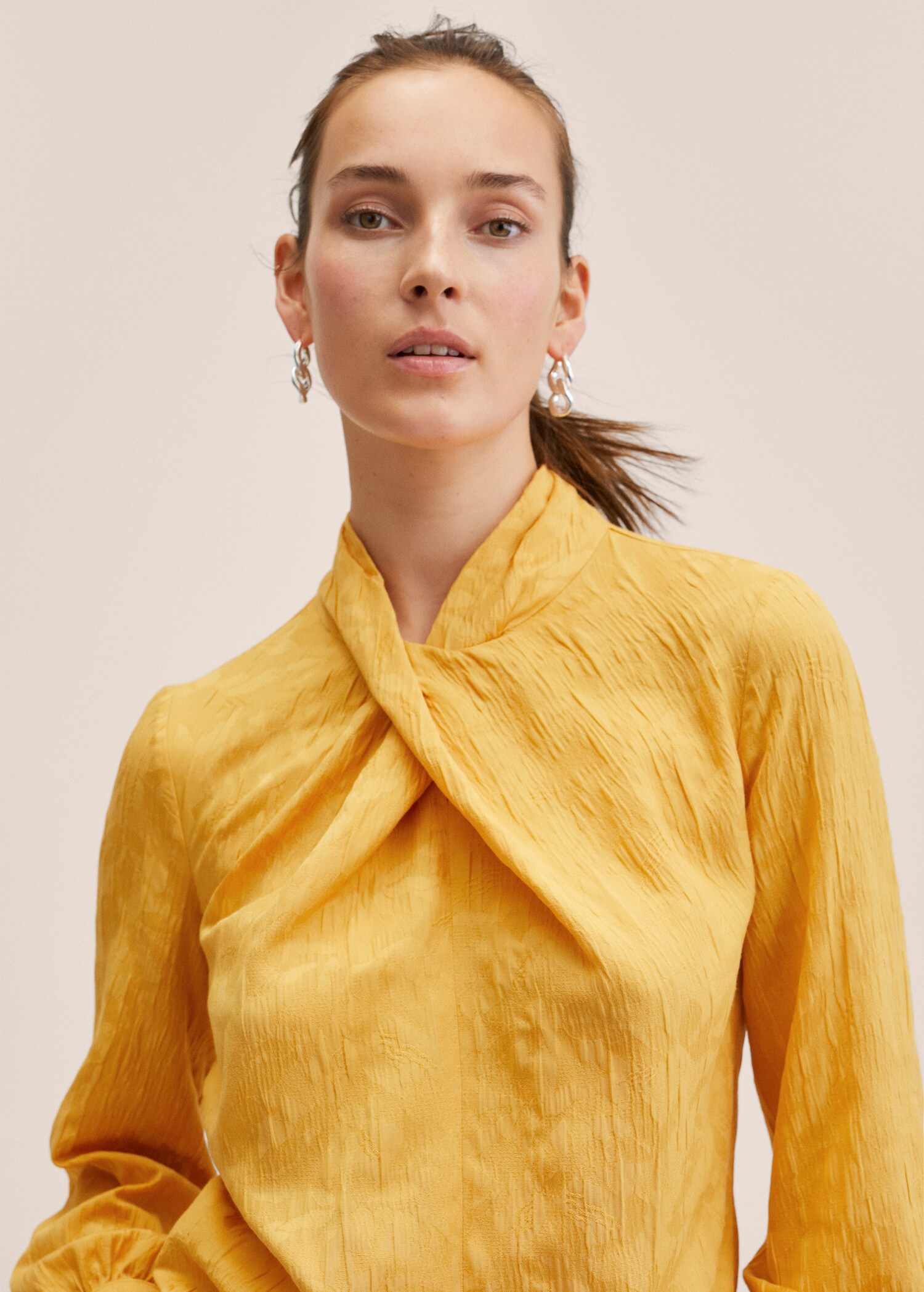 Blusa fluida nudo - Detalle del artículo 1