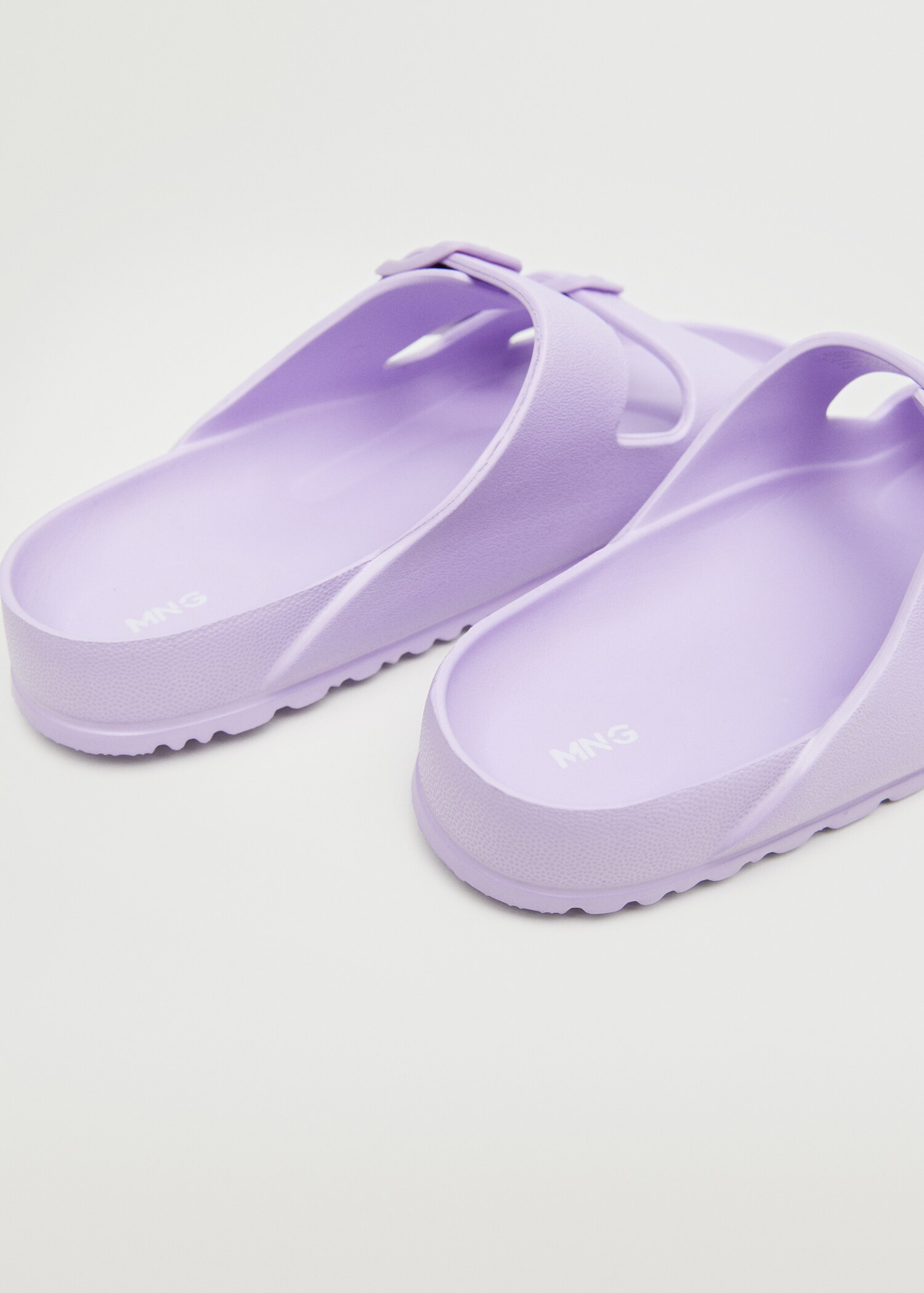 Flip flops buckles - Details of the article 2